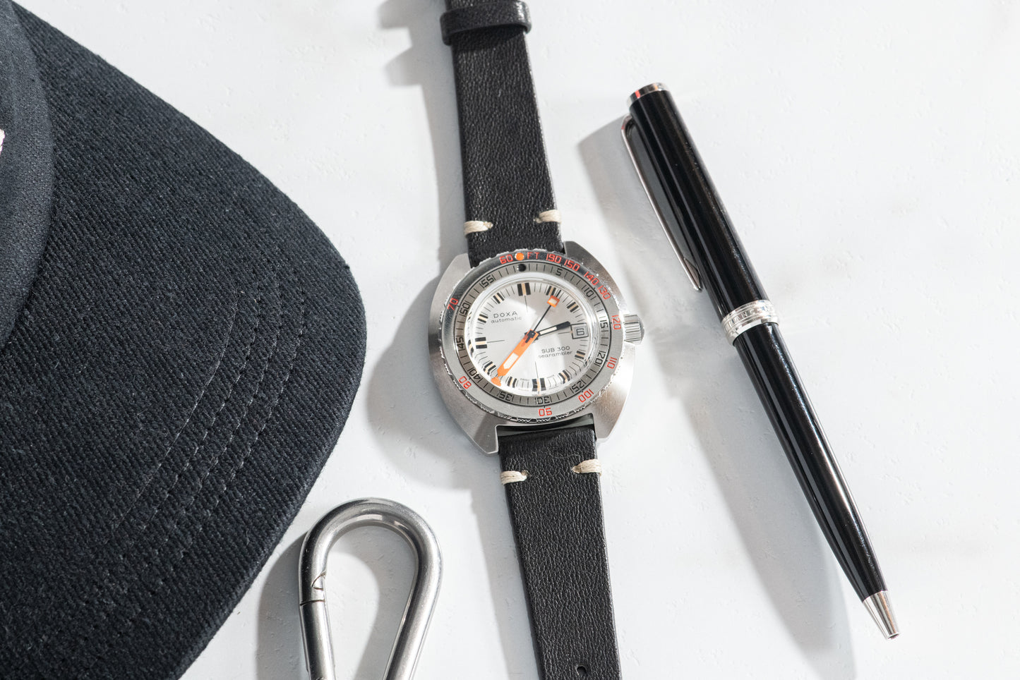 Shadow Black Montone Strap