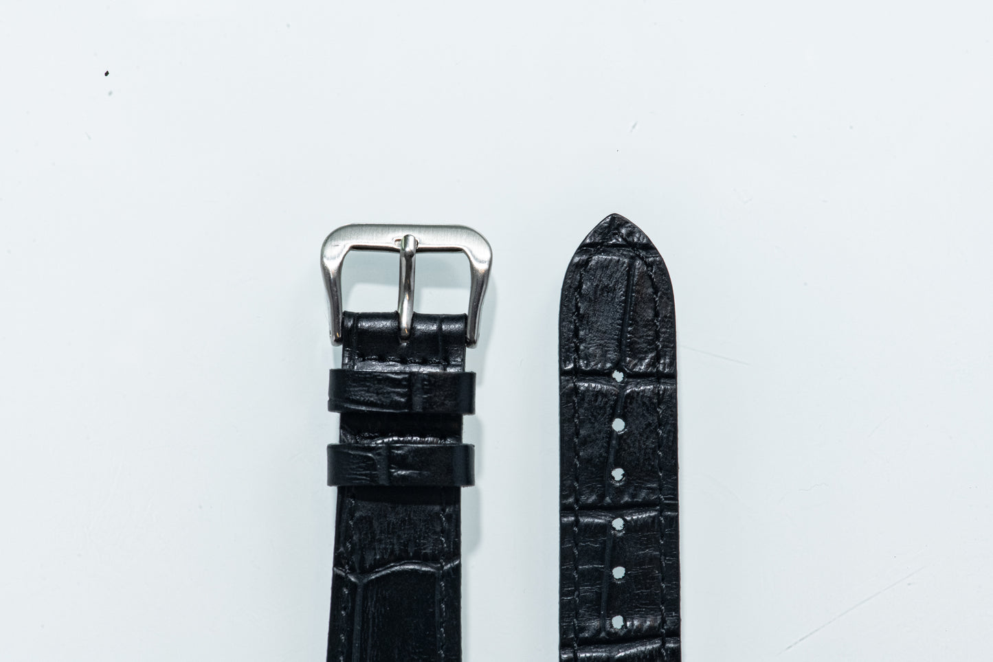 Black Widow Alligator-Pattern Strap