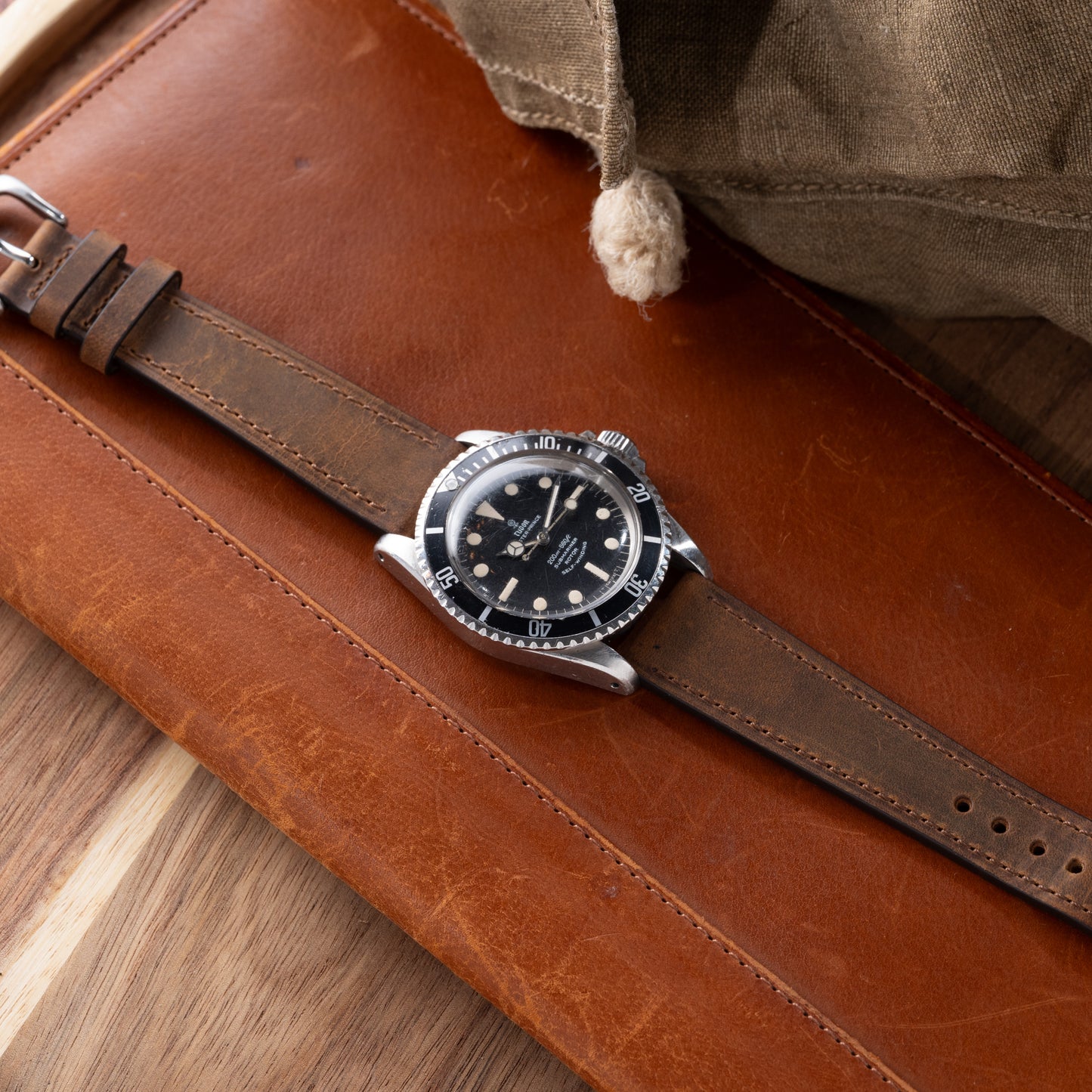Fangio Brown Distressed Leather Strap