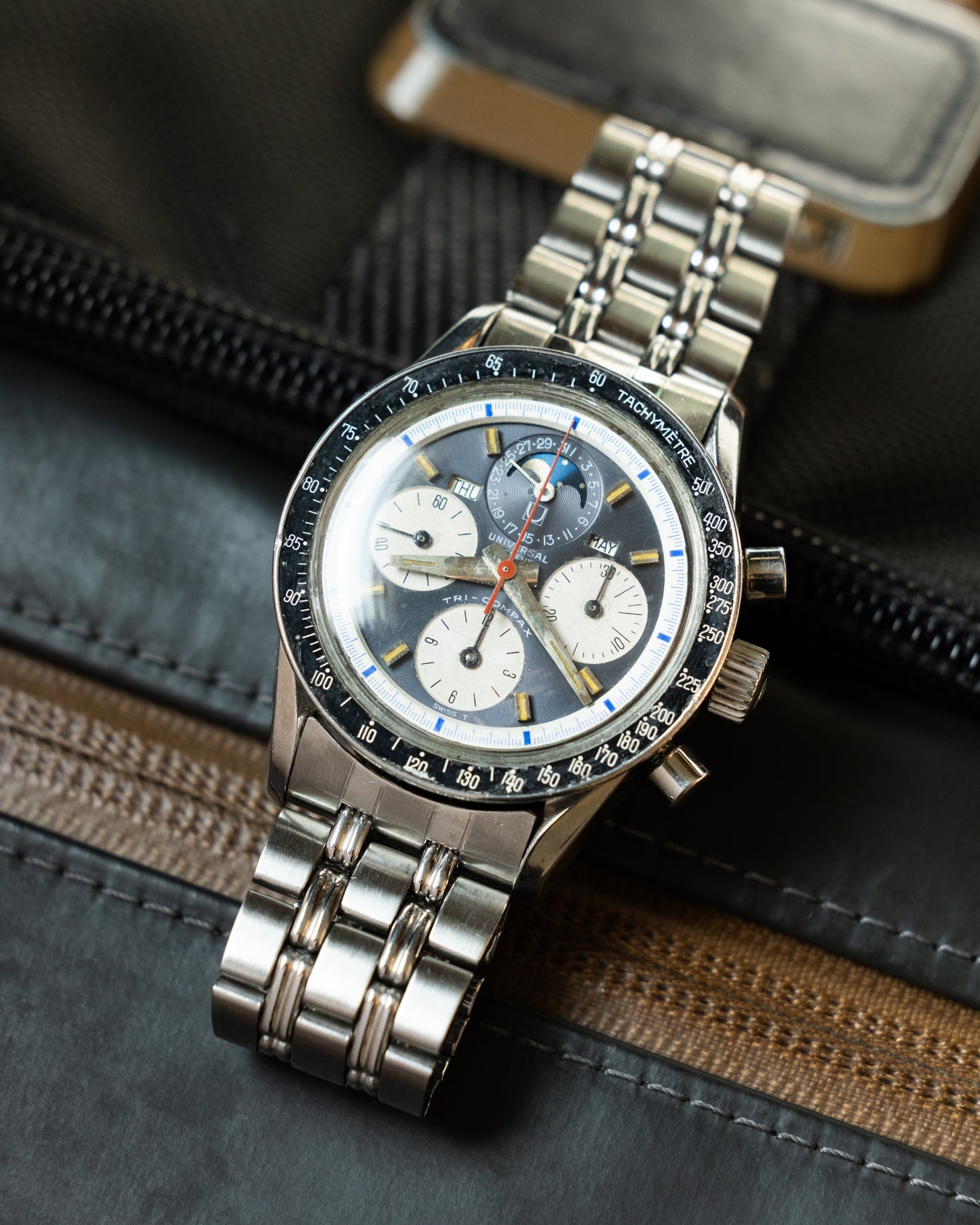 Universal Genève Tri-Compax Moonphase