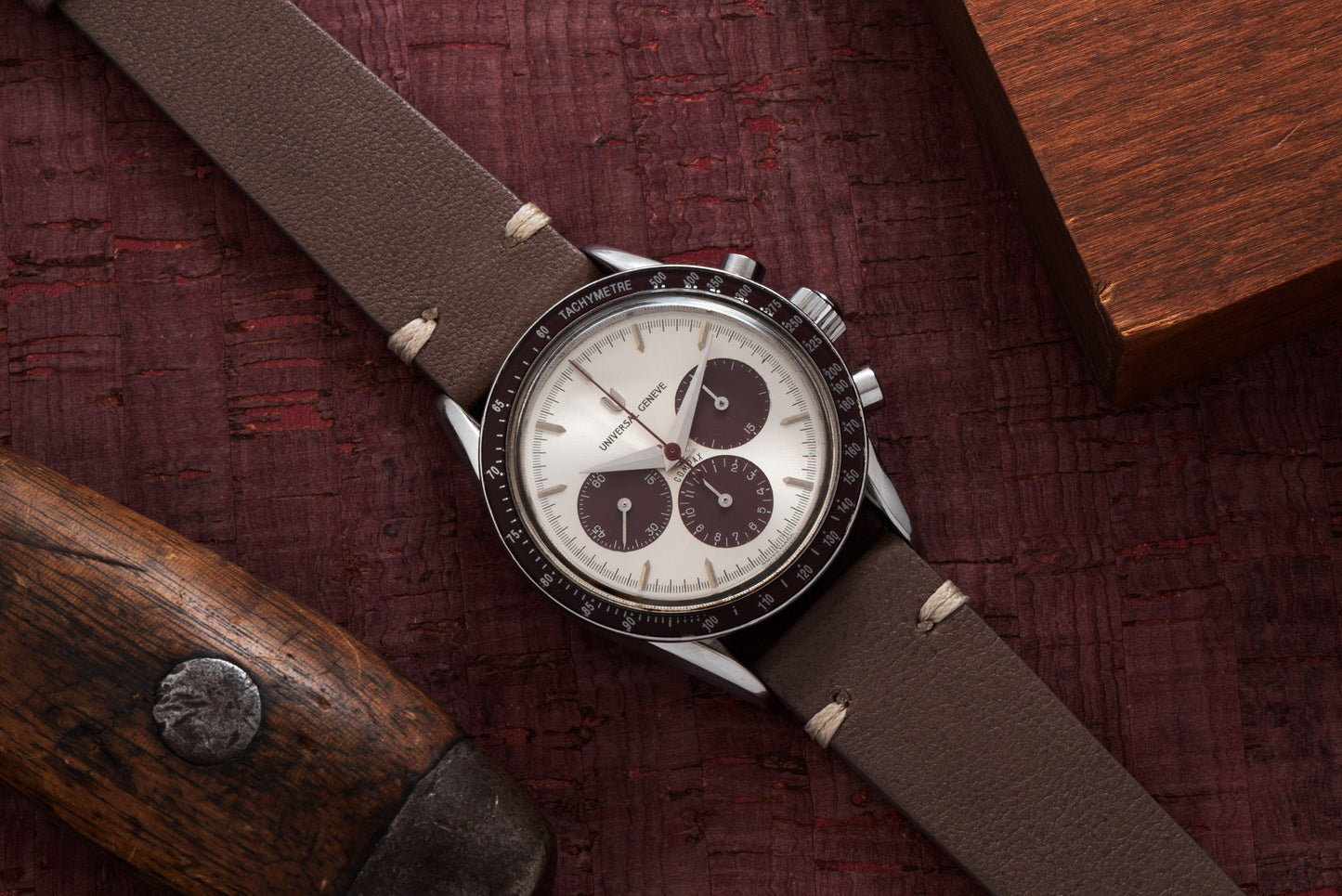 Universal Genève Compax