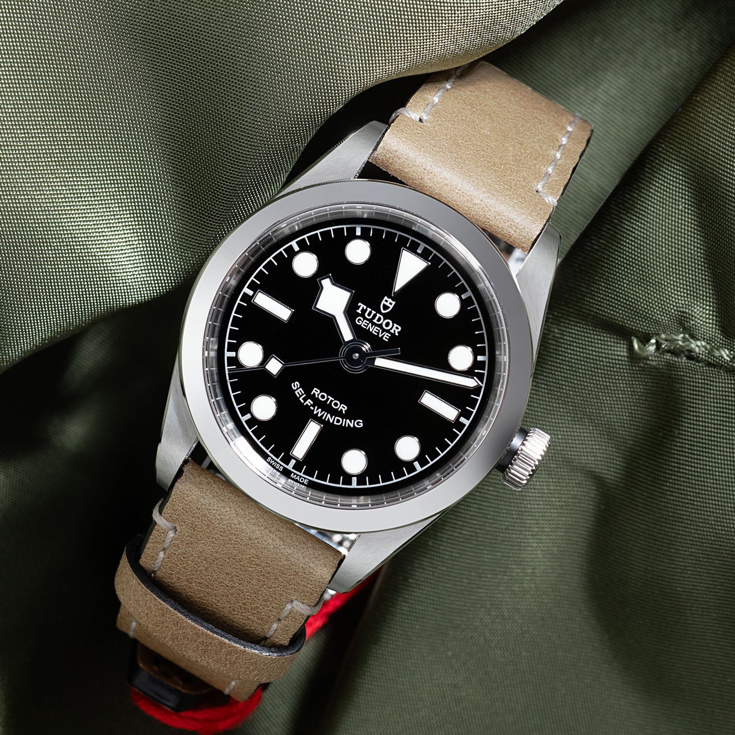 Tudor Black Bay 32