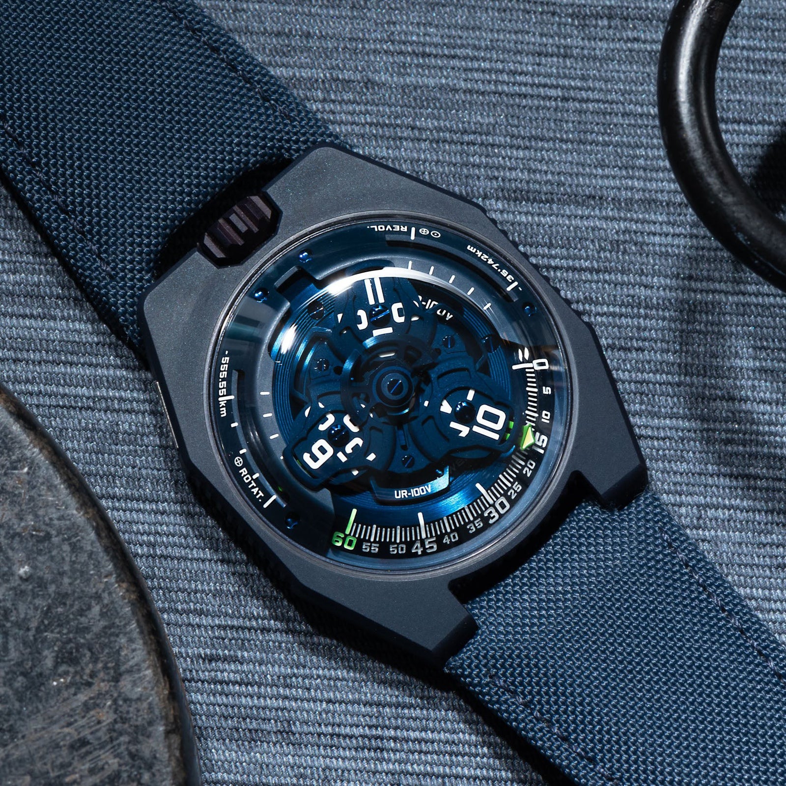 Urwerk UR-100 'Blue Planet'