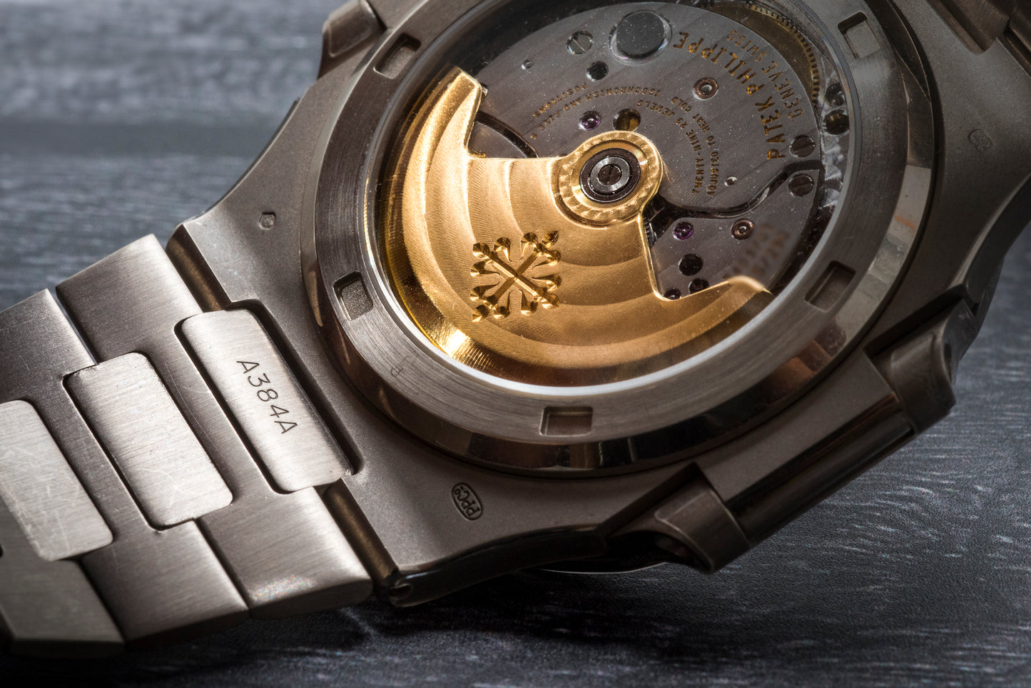 Patek Philippe Nautilus 'Jumbo' White Gold