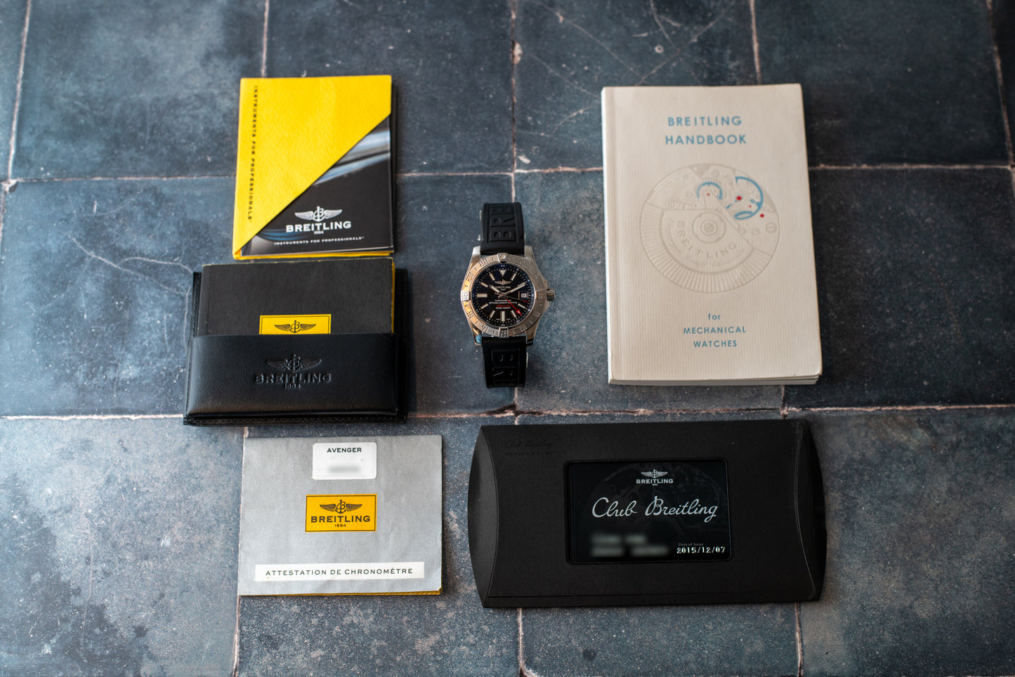 Breitling Avenger II 43 GMT