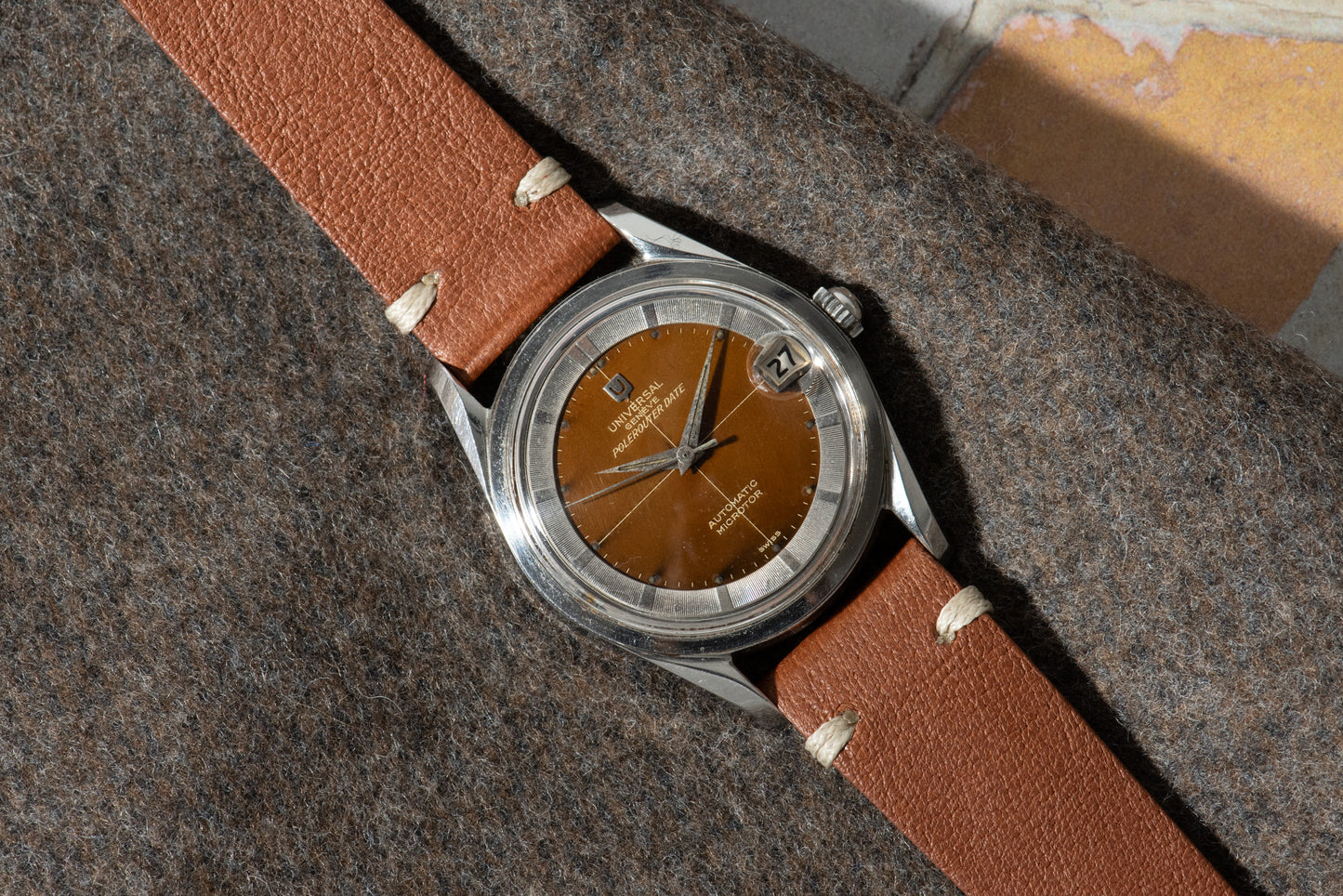 Universal Genève Polerouter Date 'Tropical'