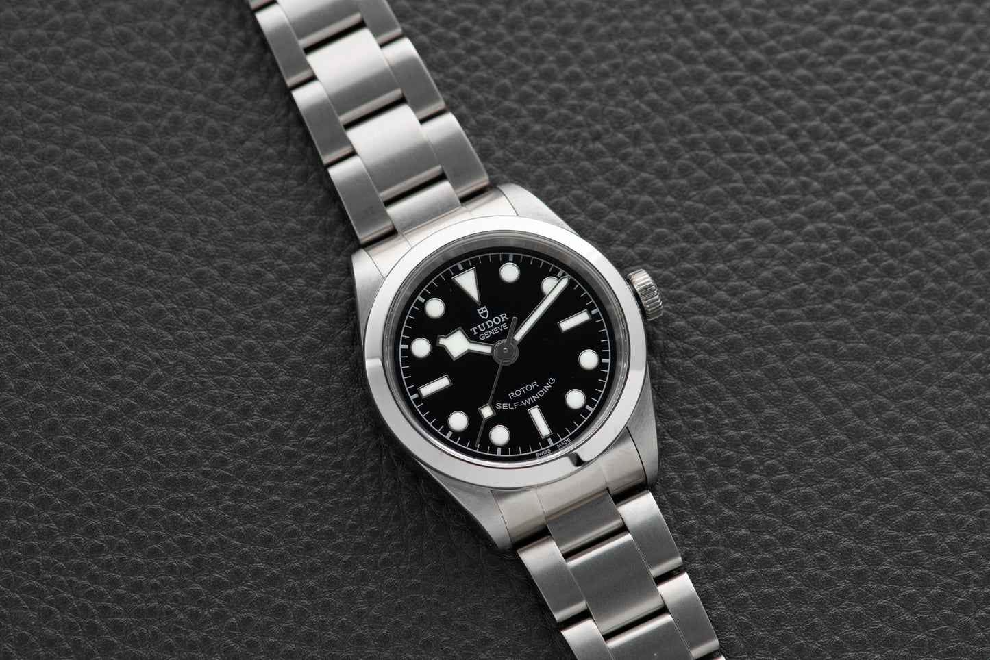 Tudor Black Bay 32