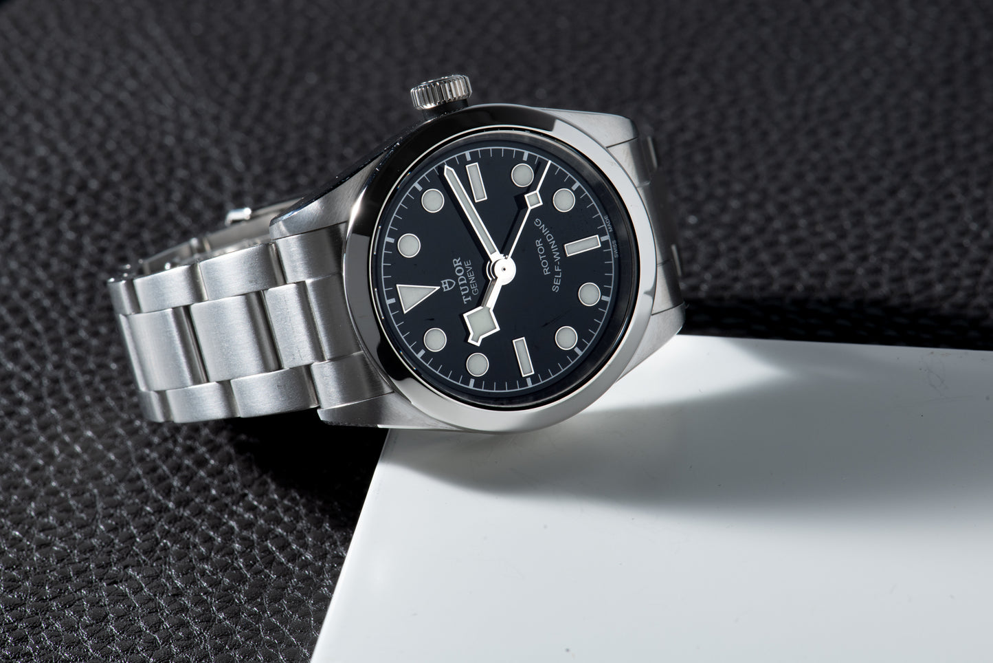 Tudor Black Bay 32