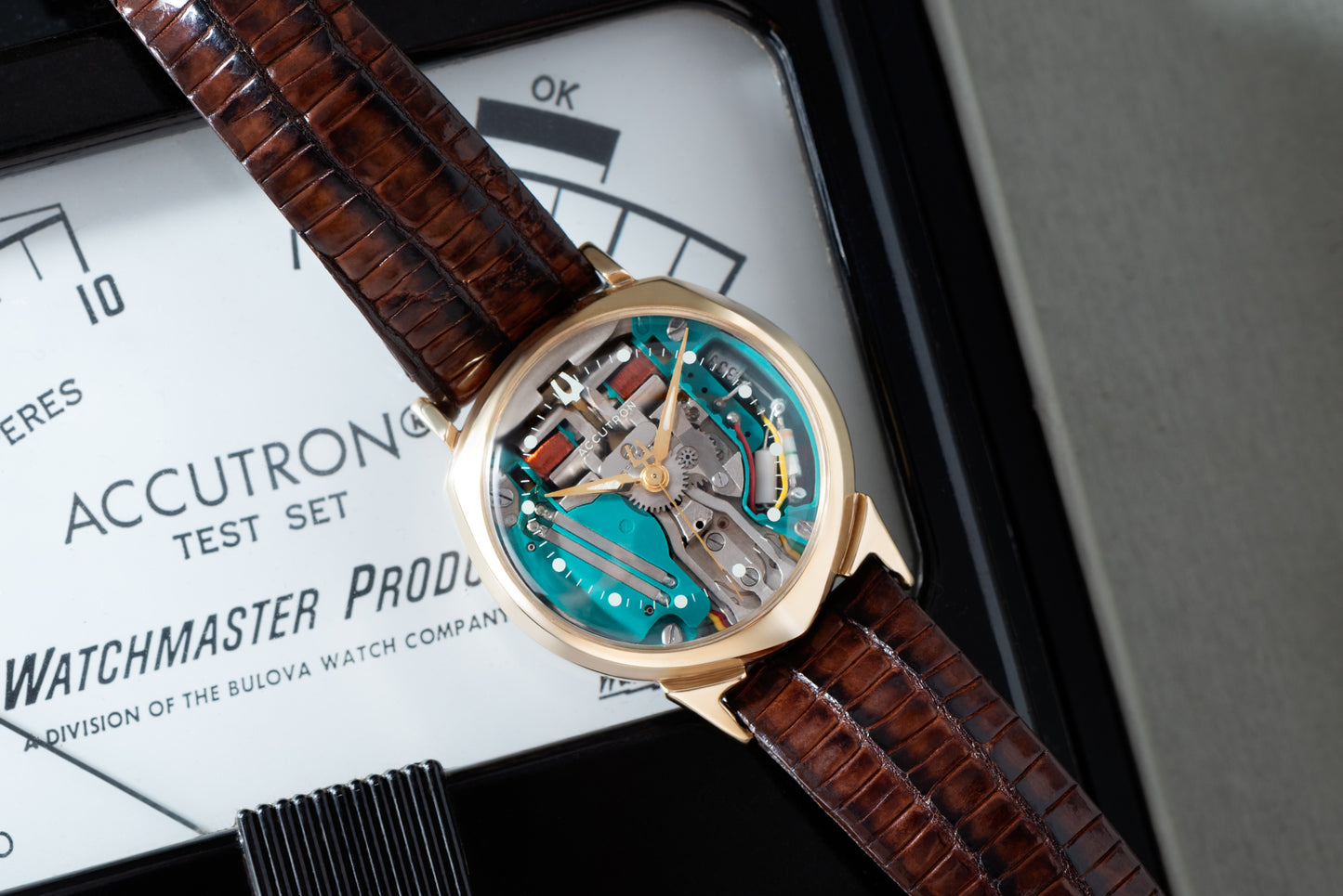 Bulova Accutron Spaceview Alpha 14K