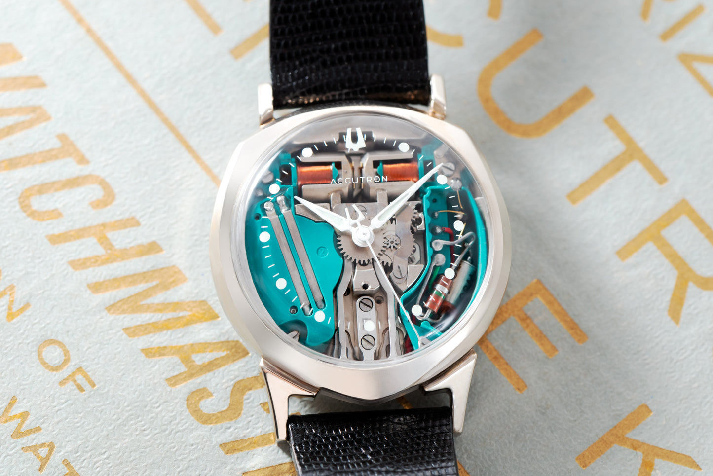 Bulova Accutron Spaceview Alpha 14K