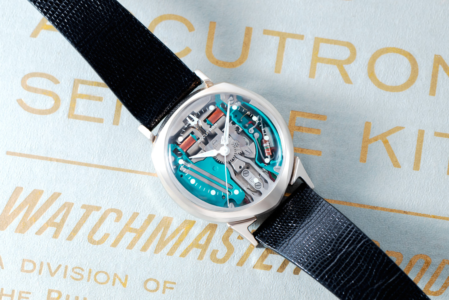 Bulova Accutron Spaceview Alpha 14K