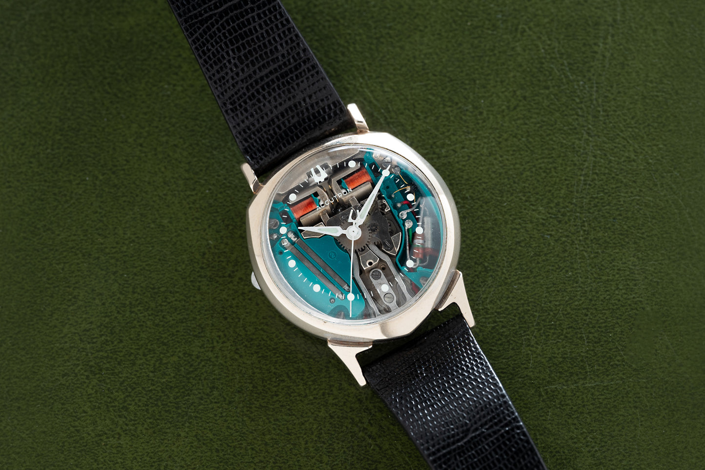 Bulova Accutron Spaceview Alpha 14K