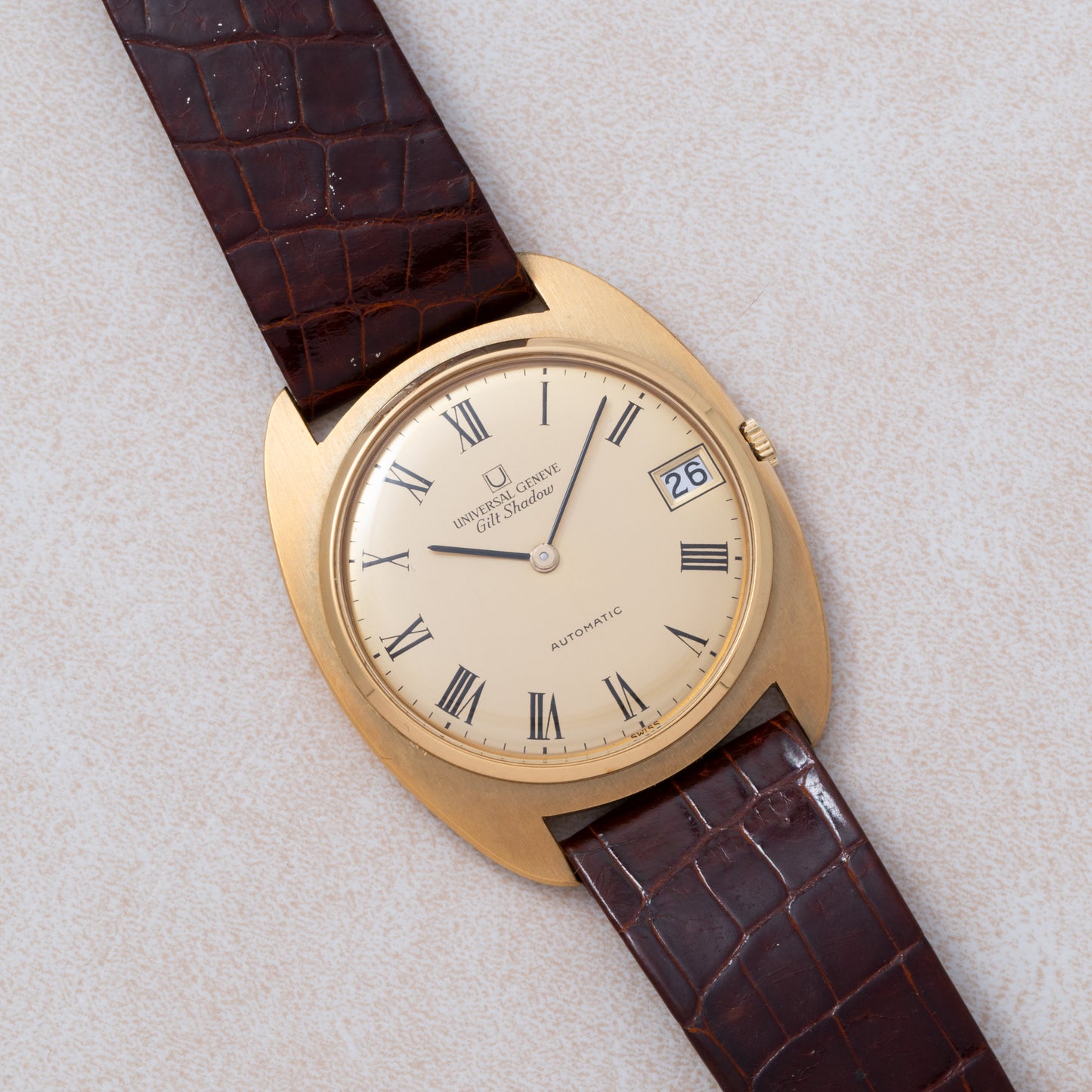 Universal Genève Gilt Shadow