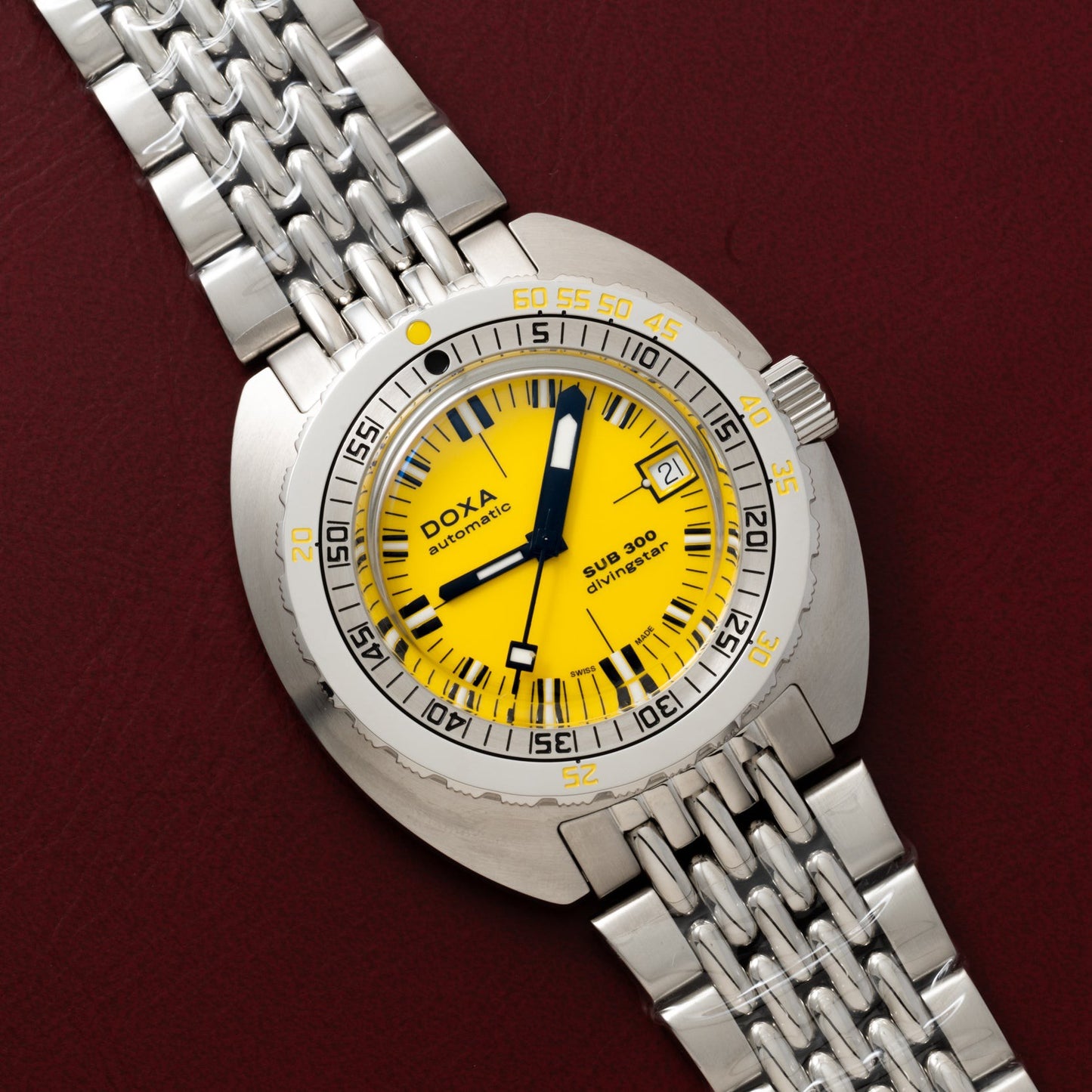 DOXA Sub 300 Divingstar