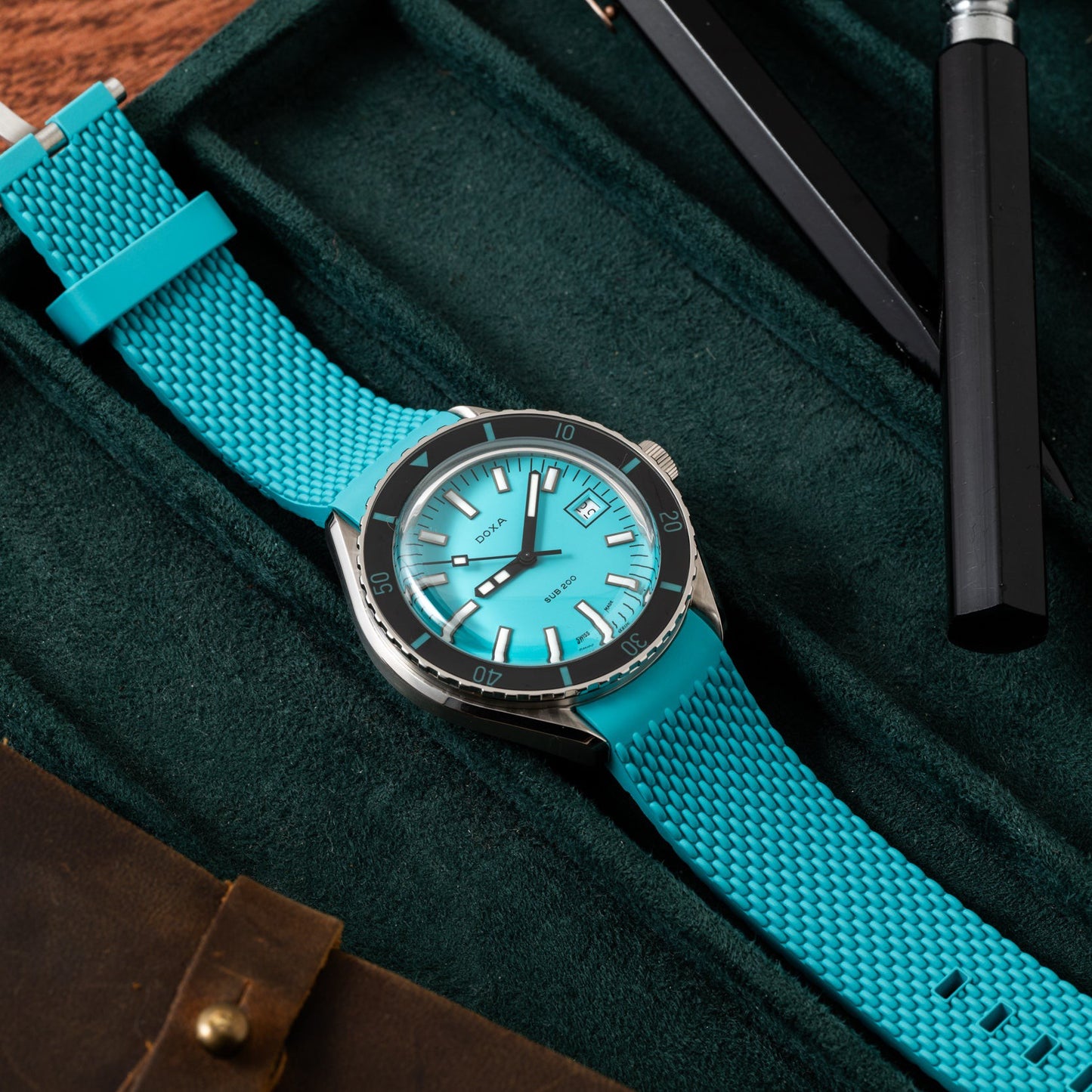 DOXA SUB 200 Aquamarine