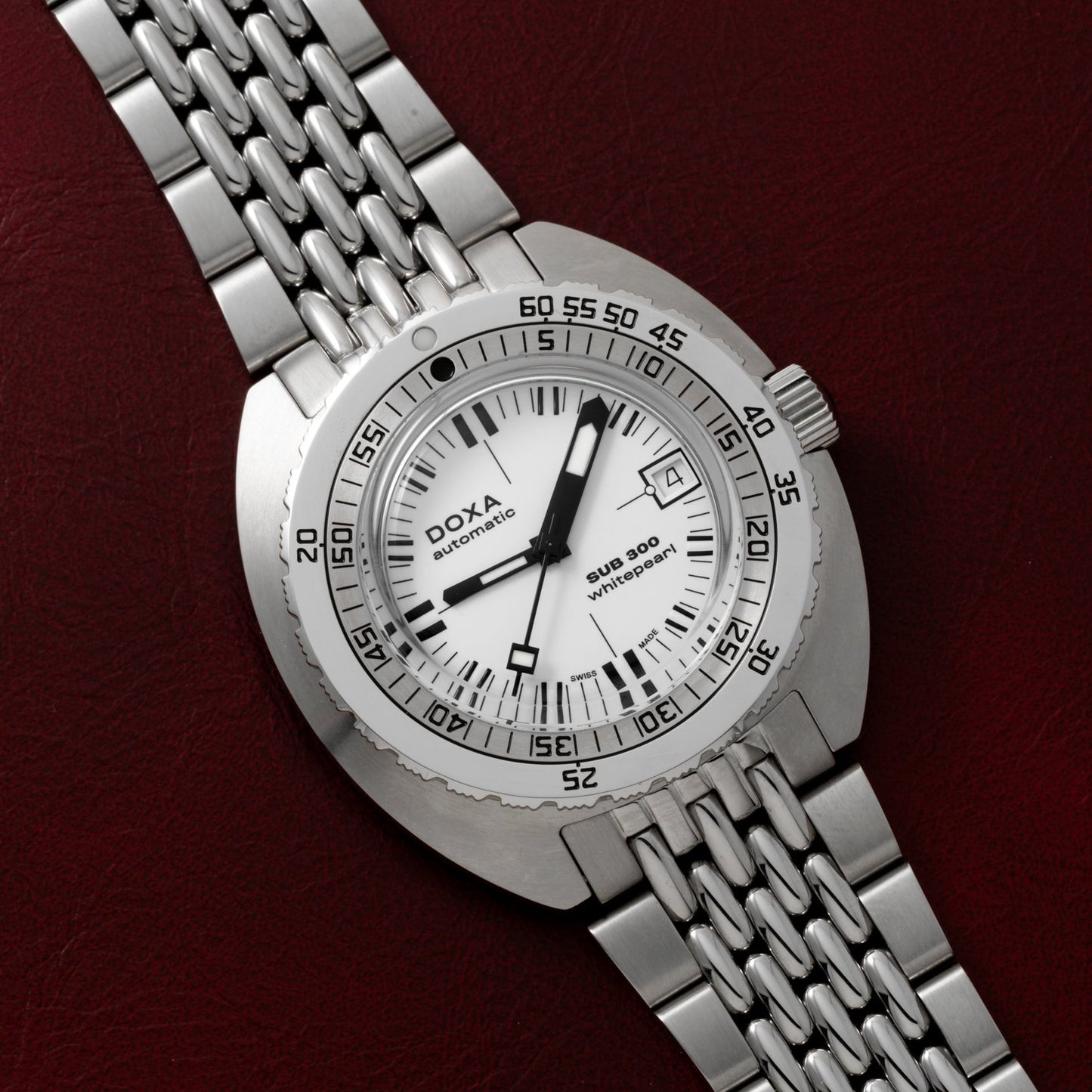 DOXA Sub 300 Whitepearl