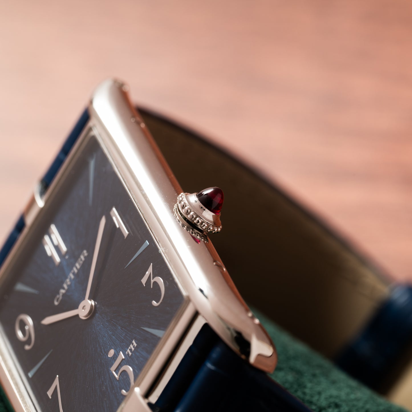 Cartier Privé Collection Tank Asymétrique New York Edition