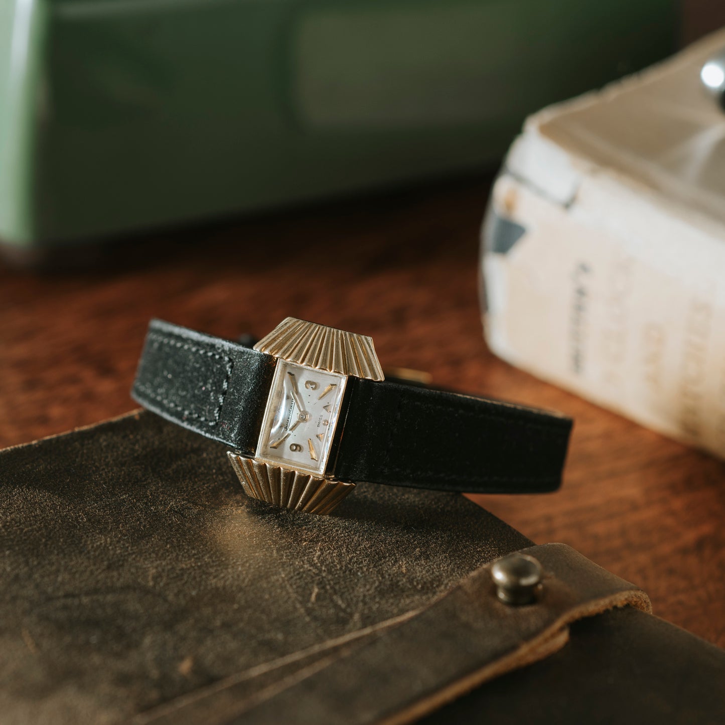 Jaeger-LeCoultre Ladies Cocktail Watch Yellow Gold