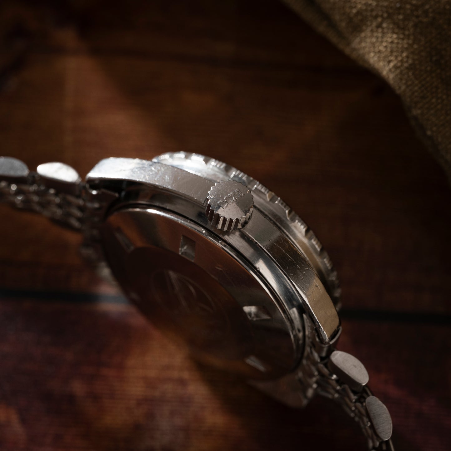 DOXA Sub 300T Sharkhunter 'Aqua-Lung'