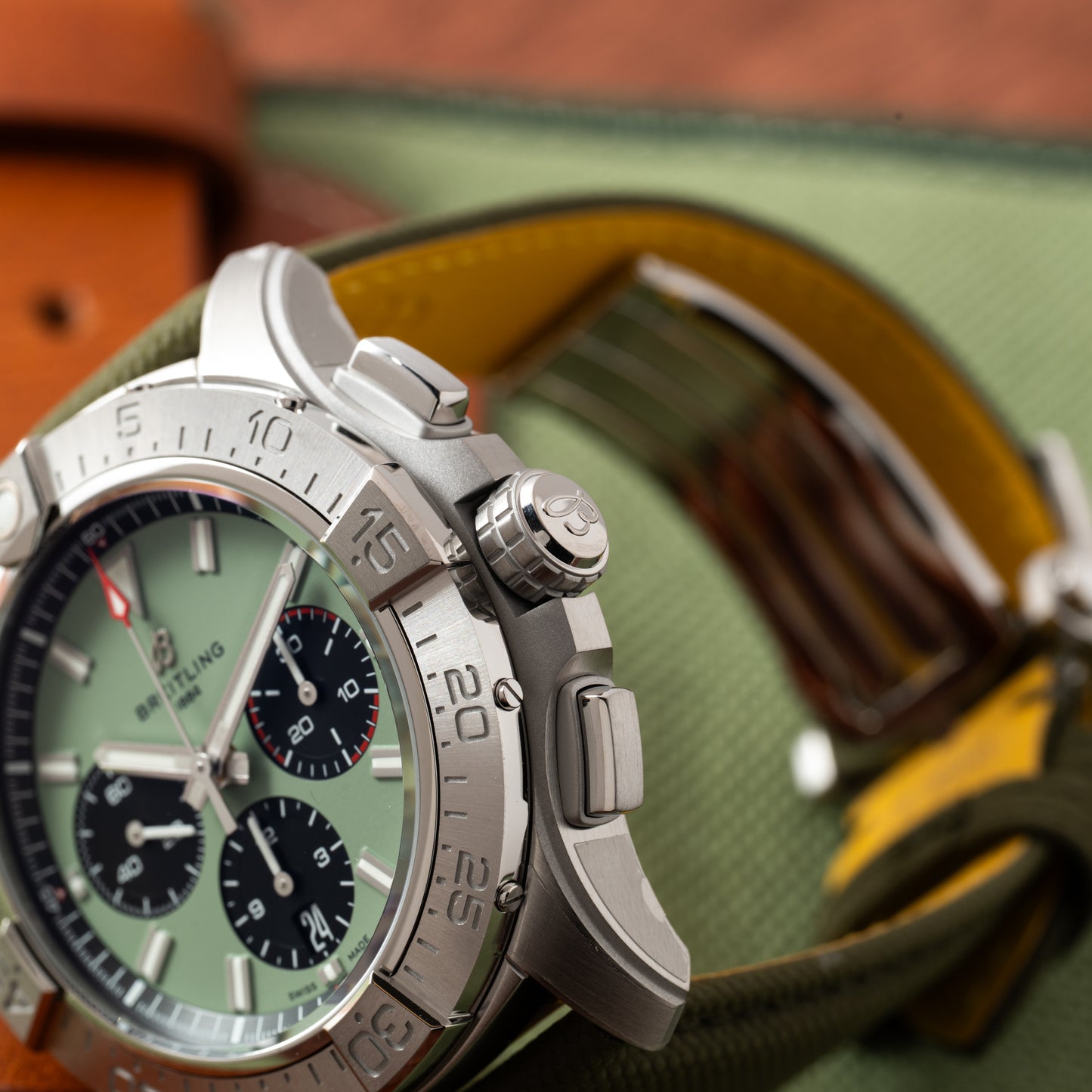 Breitling Avenger B01 Chronograph 44