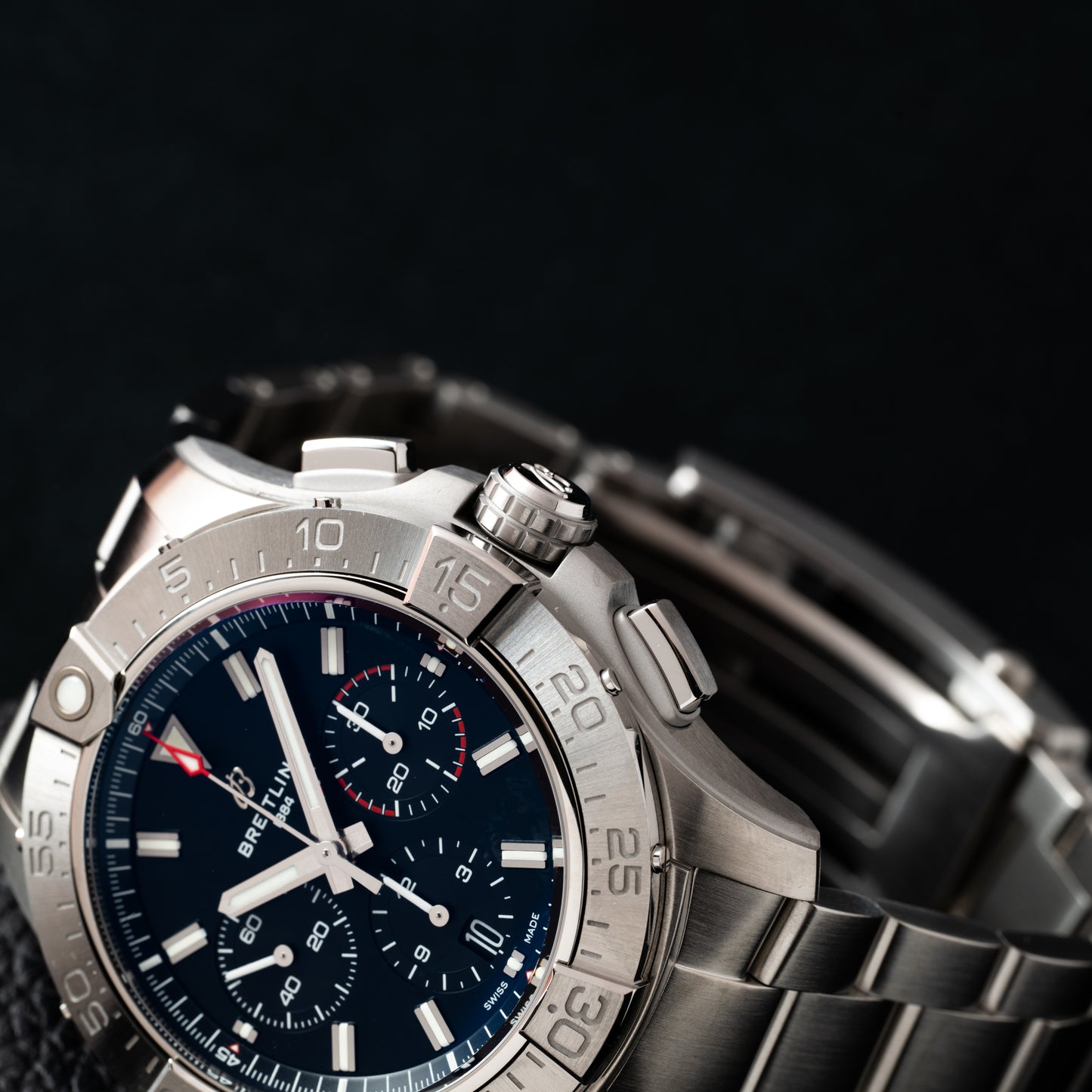 Breitling Avenger B01 Chronograph 44