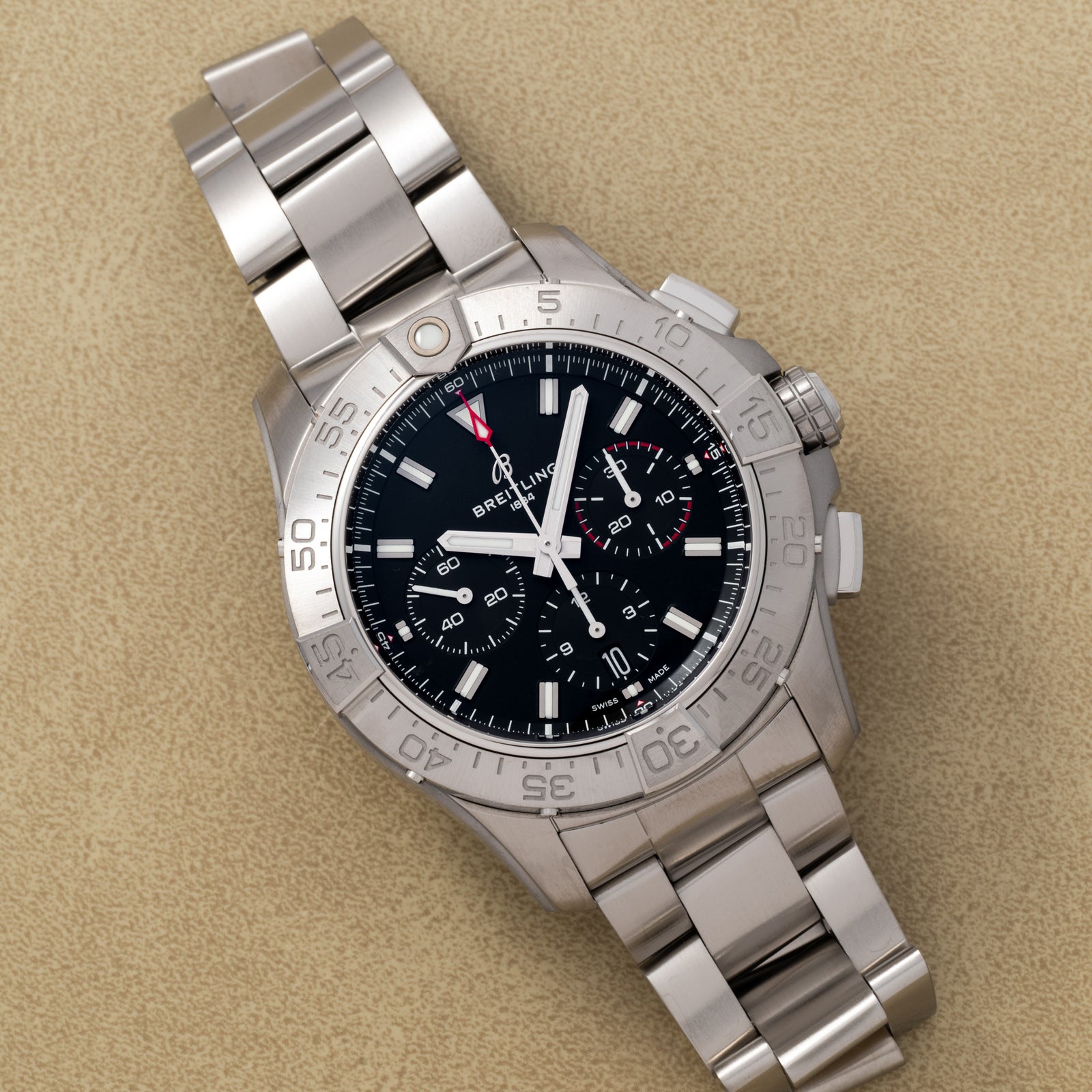 Breitling Avenger B01 Chronograph 44