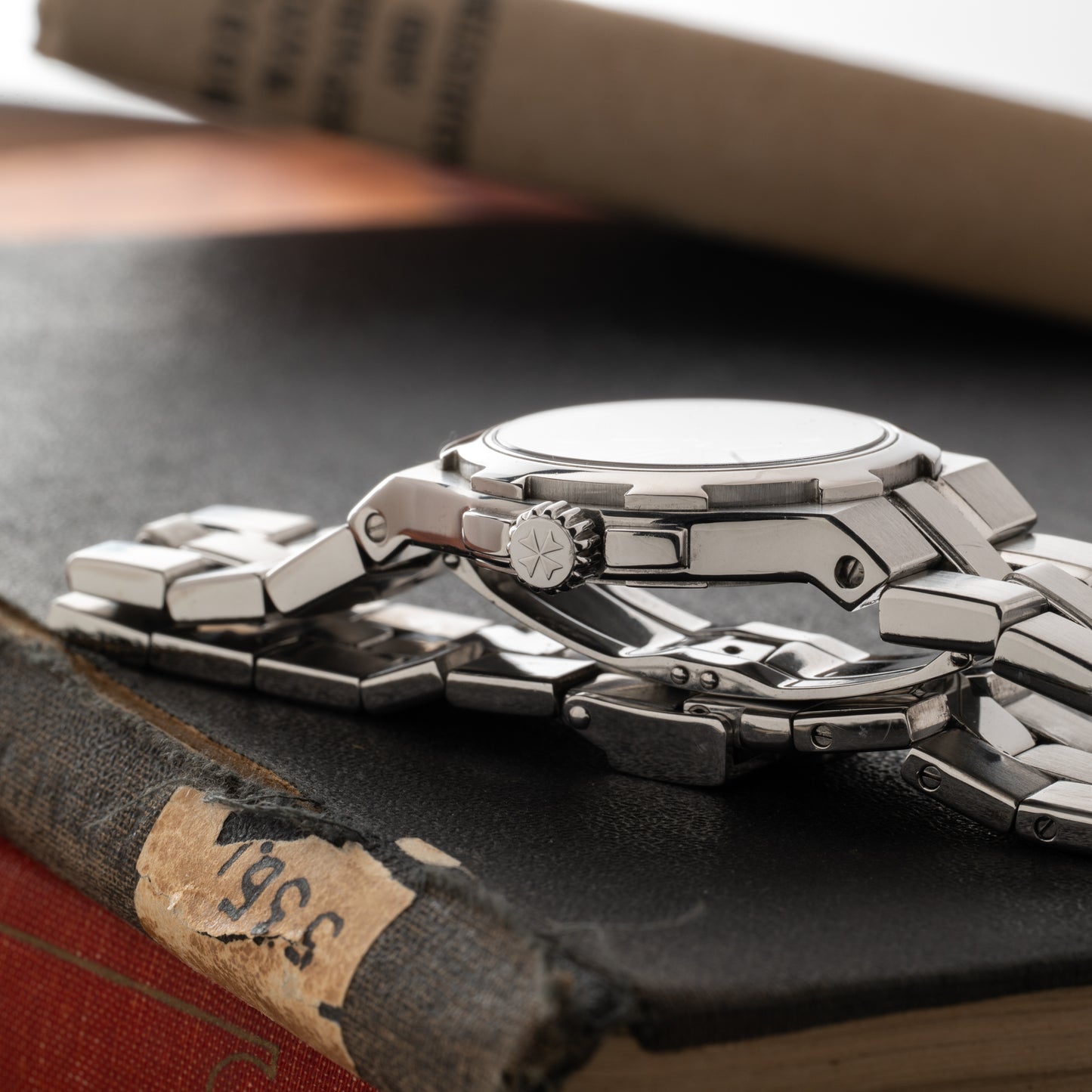 Vacheron Constantin Overseas Midsize