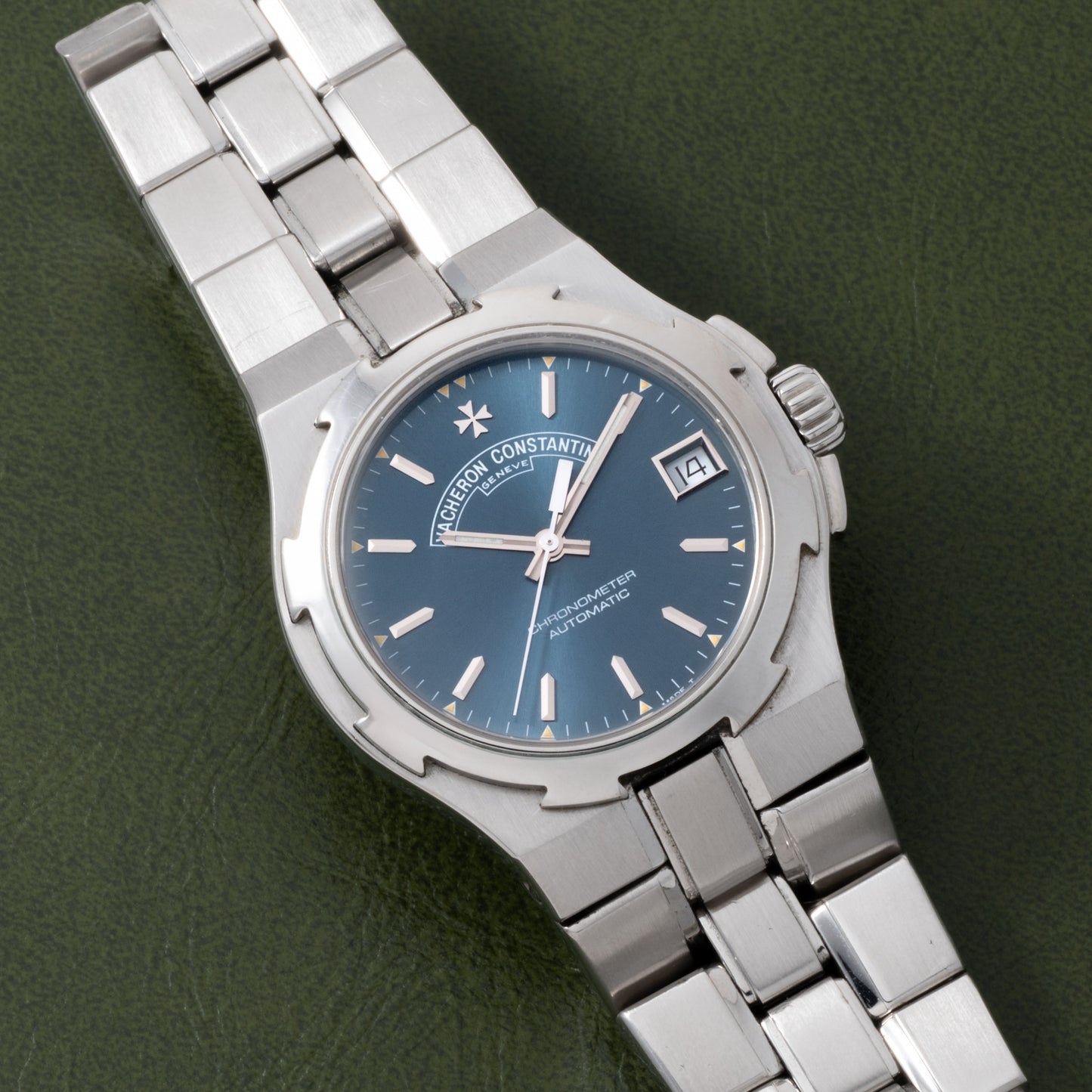 Vacheron Constantin Overseas Midsize