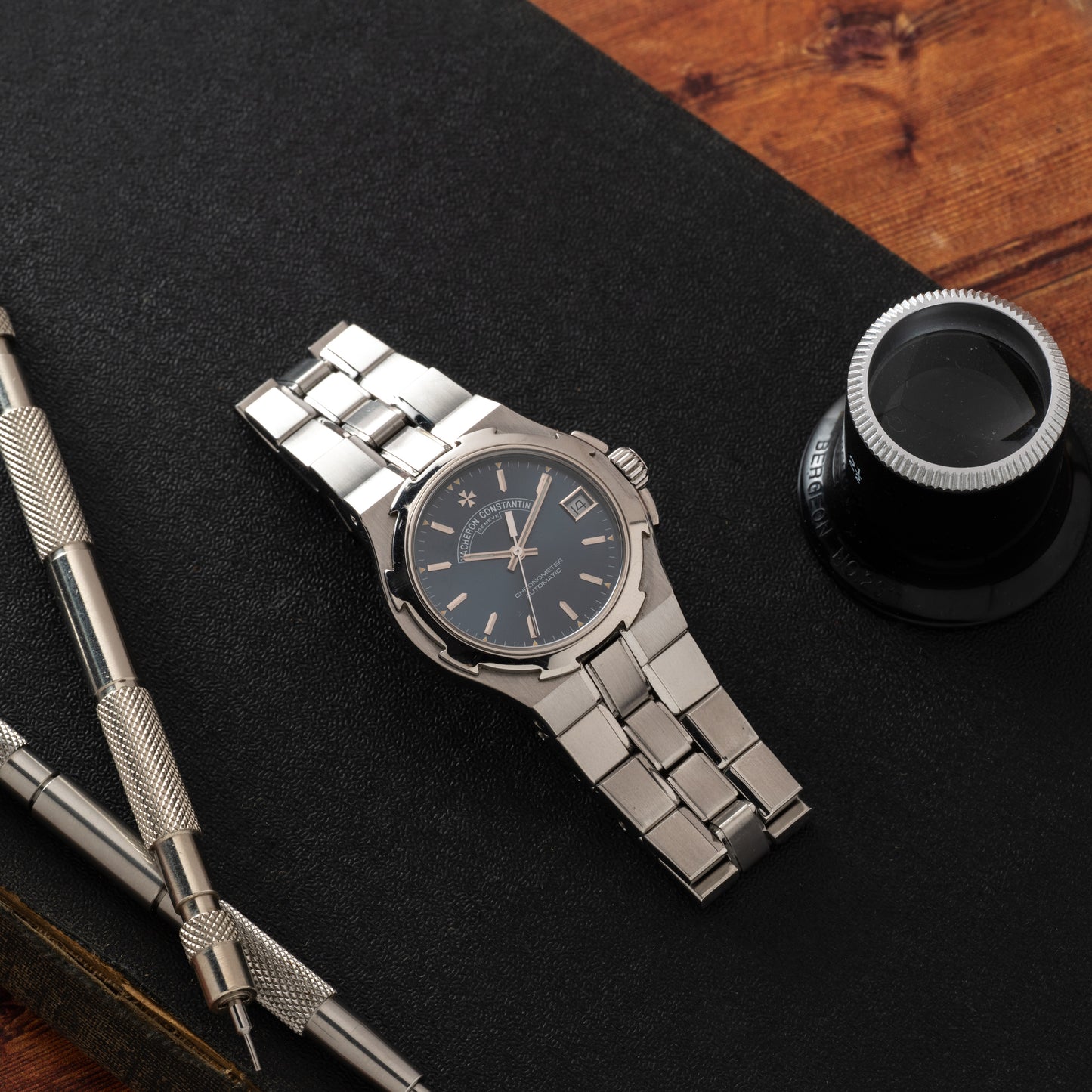 Vacheron Constantin Overseas Midsize