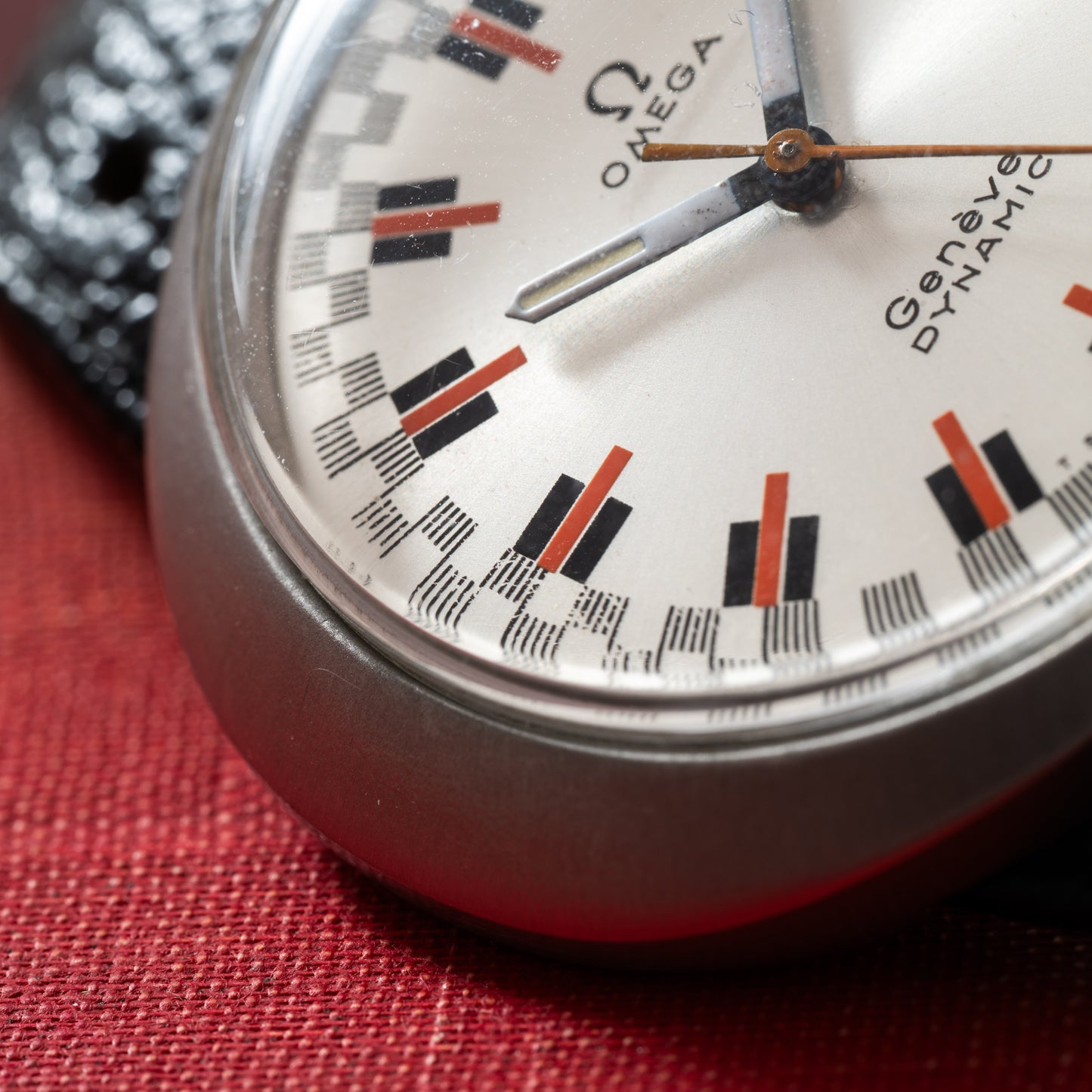 Omega Dynamic 'Racing'