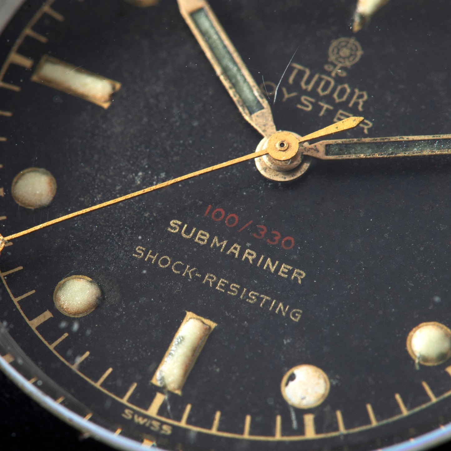 Tudor Submariner Gilt 'Red Depth Rating' Manual-Wind