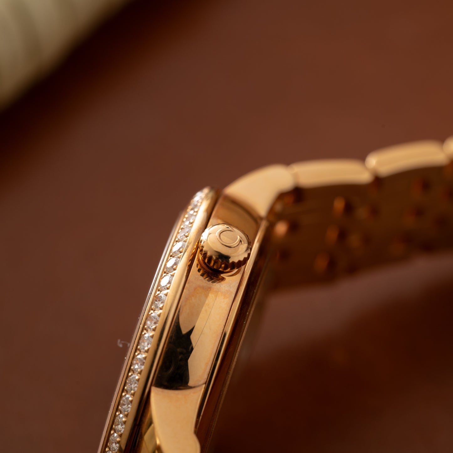 Omega DeVille Prestige 'Mother of Pearl'