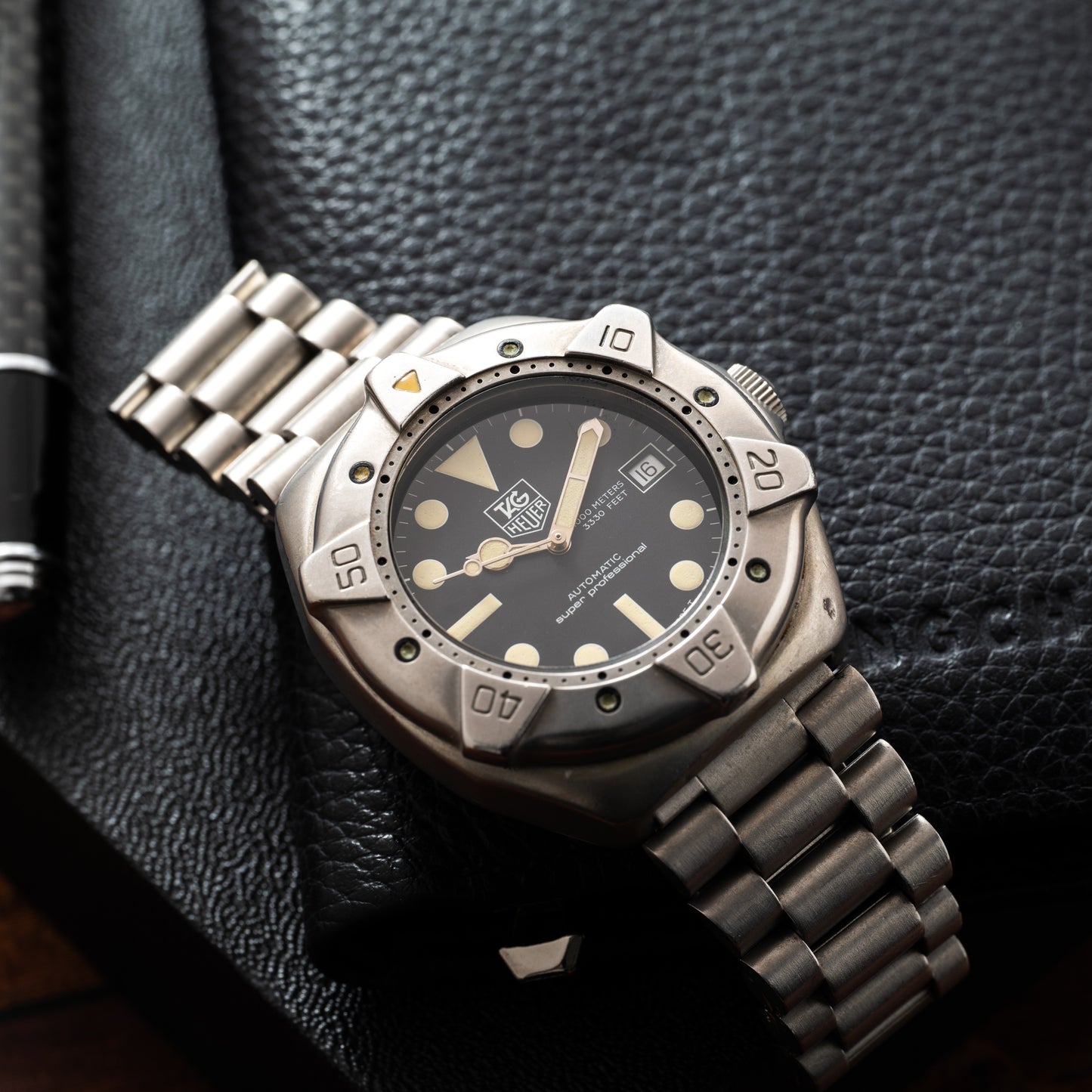 TAG Heuer Professional Diver