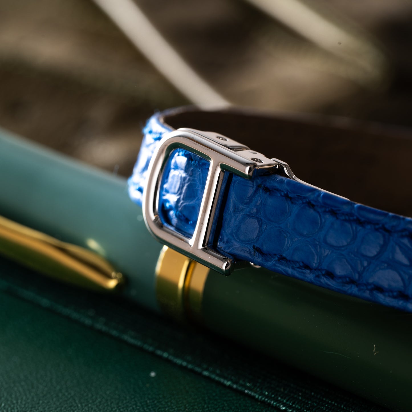 Cartier Baignoire Cadran Pavé