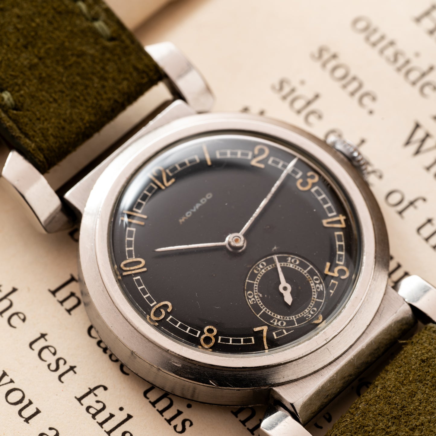 Movado 'Hinged Lugs'