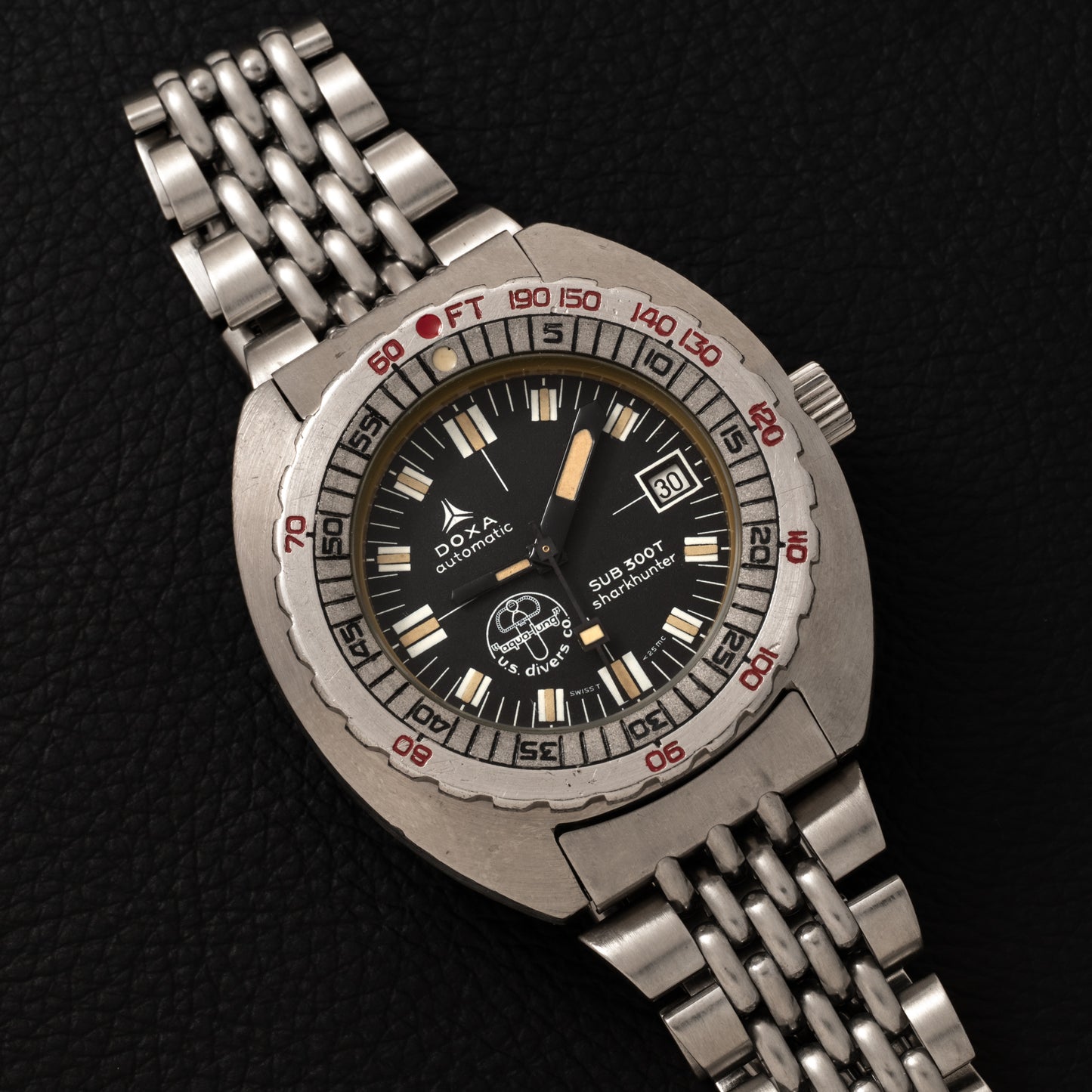 DOXA Sub 300T Sharkhunter 'Aqua-Lung' 'Blackshark'