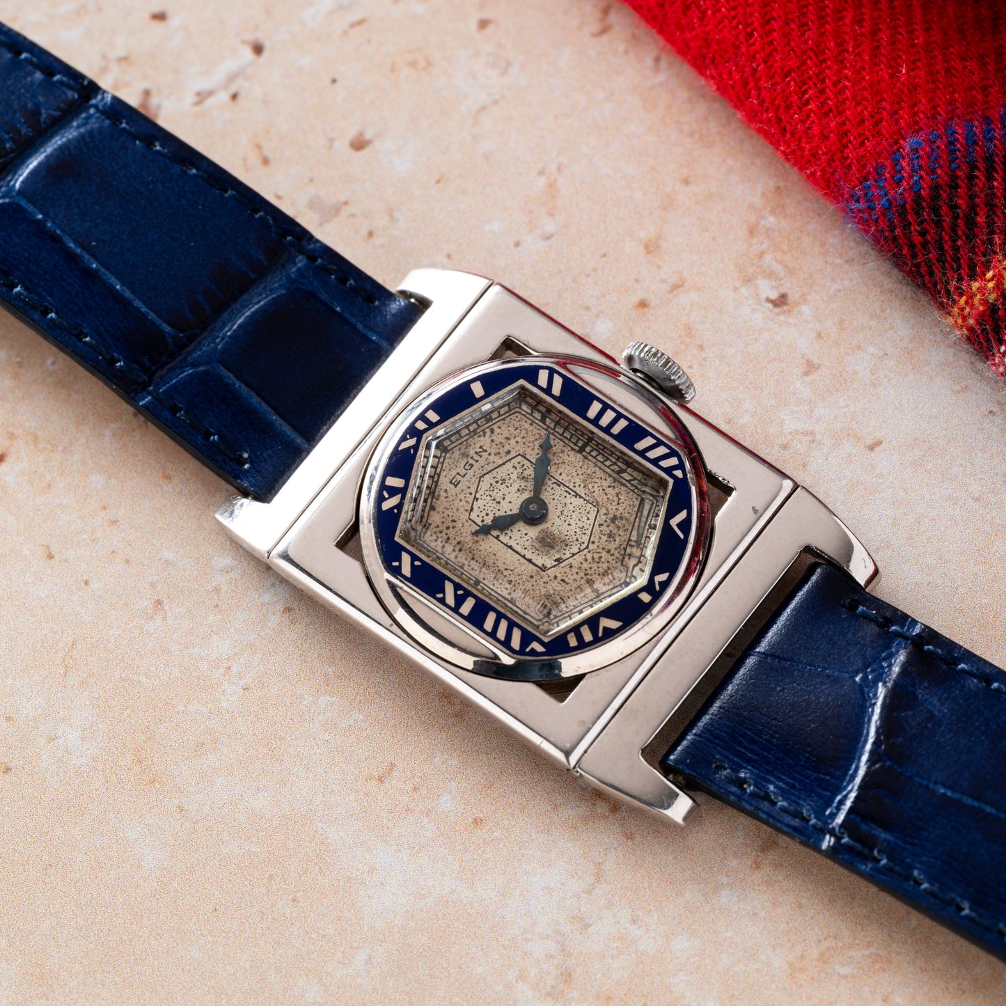 Elgin Presentation 'Hinged Lugs'