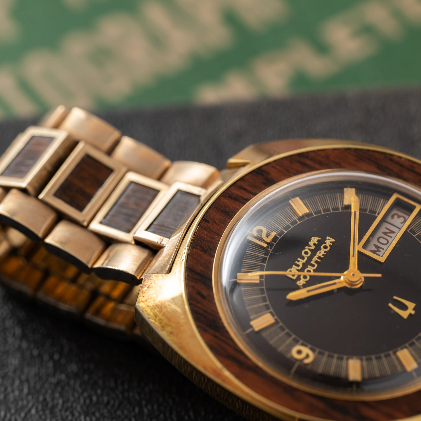 Bulova Accutron Cushion 'Woody'