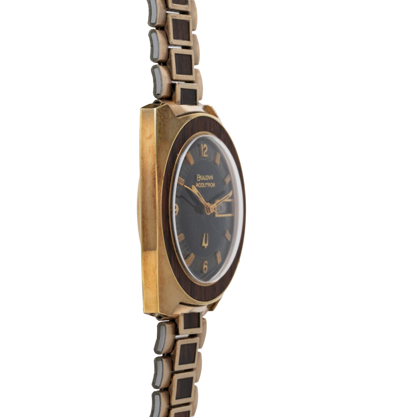 Bulova Accutron Cushion 'Woody'