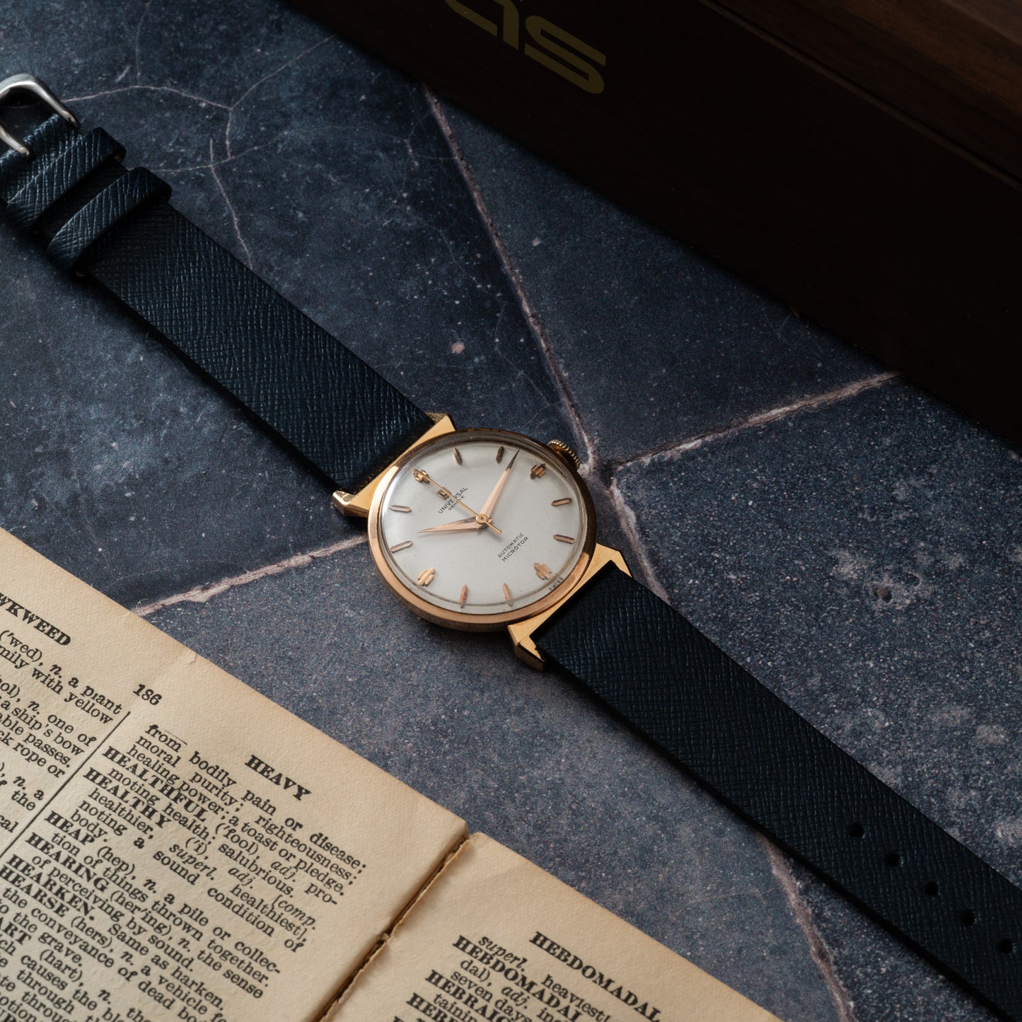 Universal Genève 'Fancy Lug' Calibre 215 Dress Watch