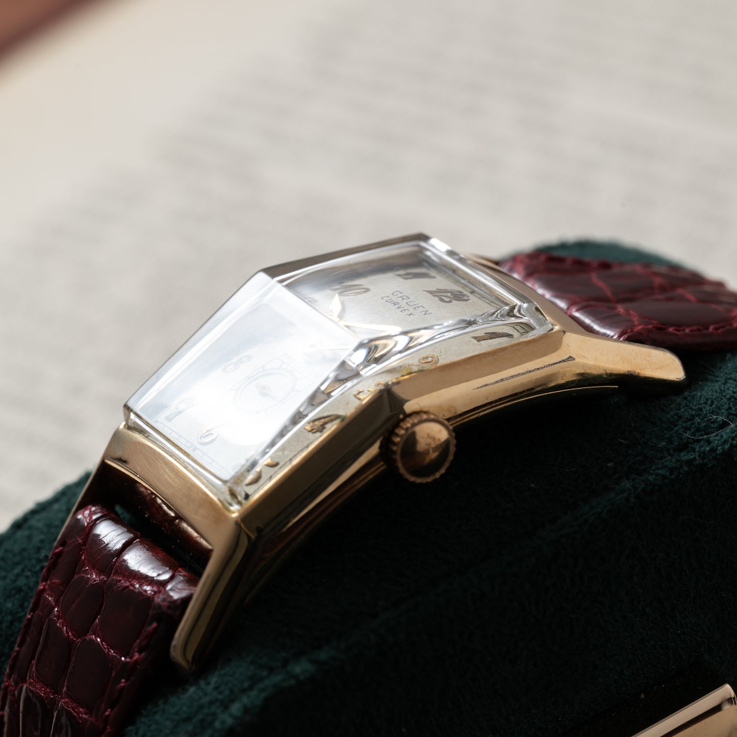 Gruen Curvex Precision 'Breguet Numerals'