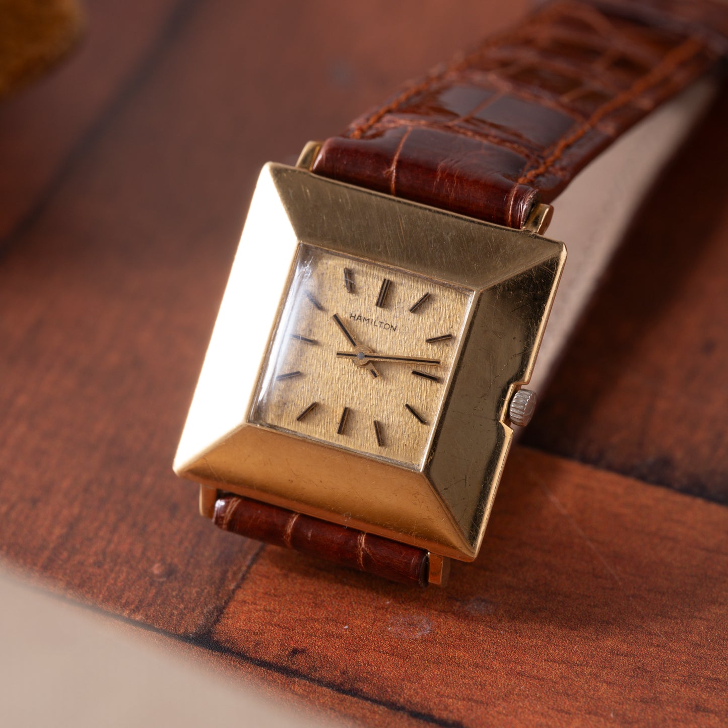 Hamilton Thinline 'Pyramid Case'