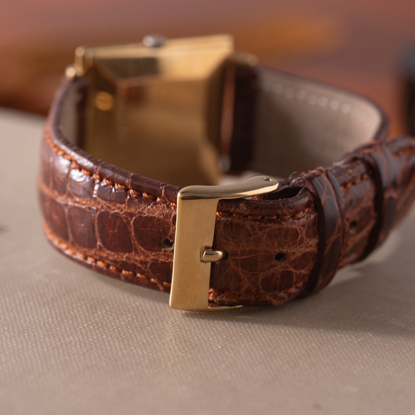 Hamilton Thinline 'Pyramid Case'