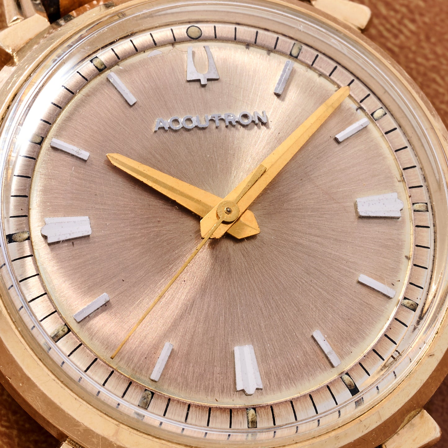 Bulova Accutron 214 'Fancy Lugs'