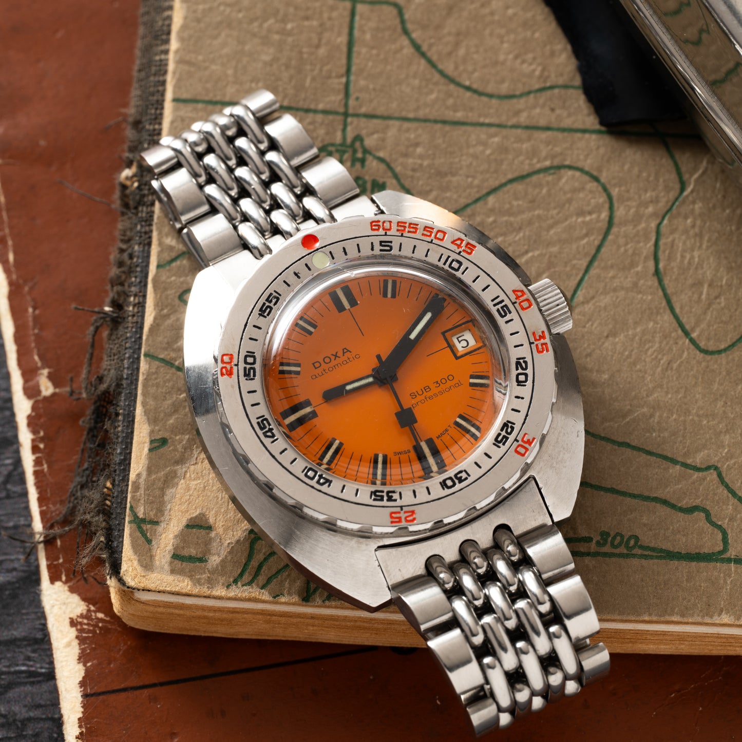DOXA Sub 300