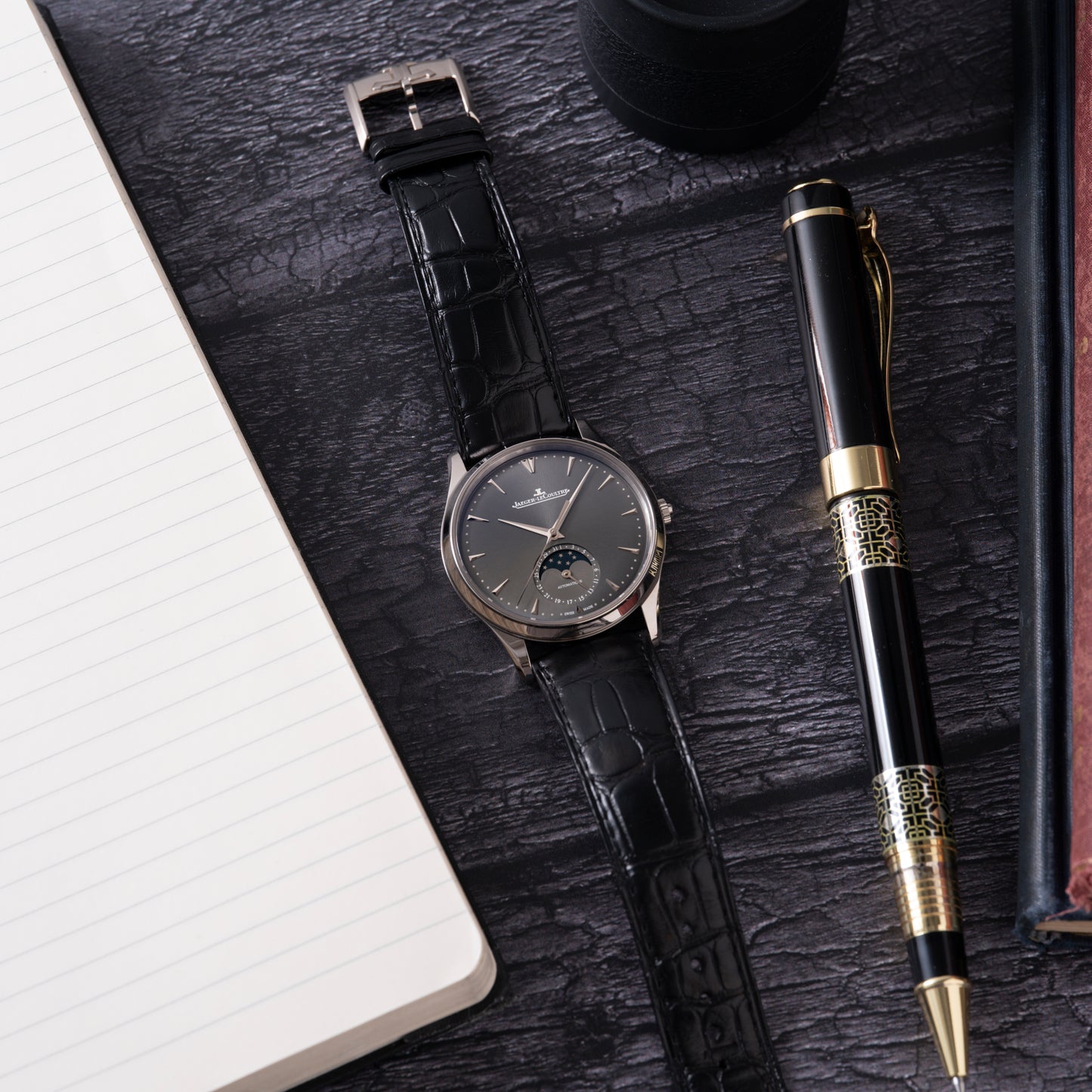 Jaeger-LeCoultre Master Ultra Thin Moon