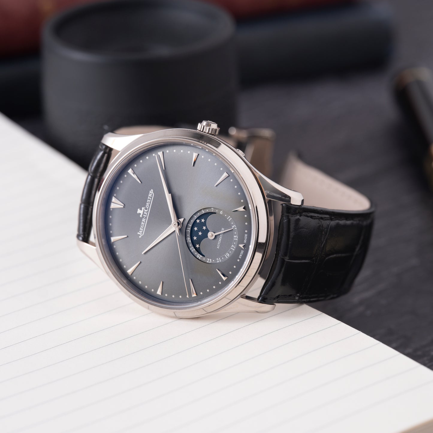 Jaeger-LeCoultre Master Ultra Thin Moon