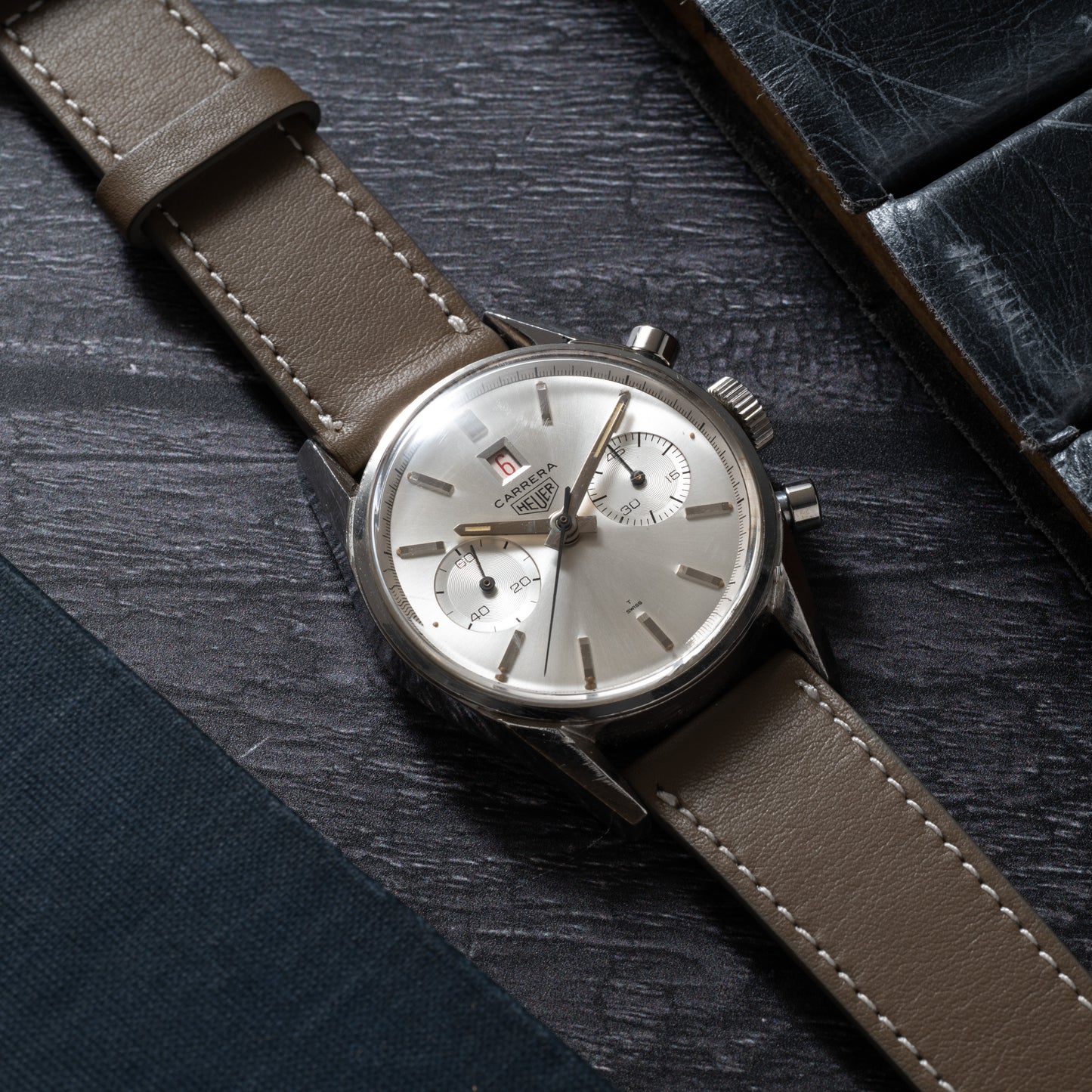 Heuer Carrera 'Dato 45'