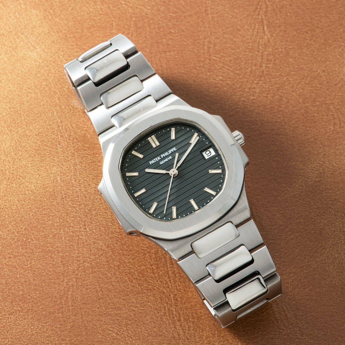 Patek Philippe Nautilus 'Midsize'