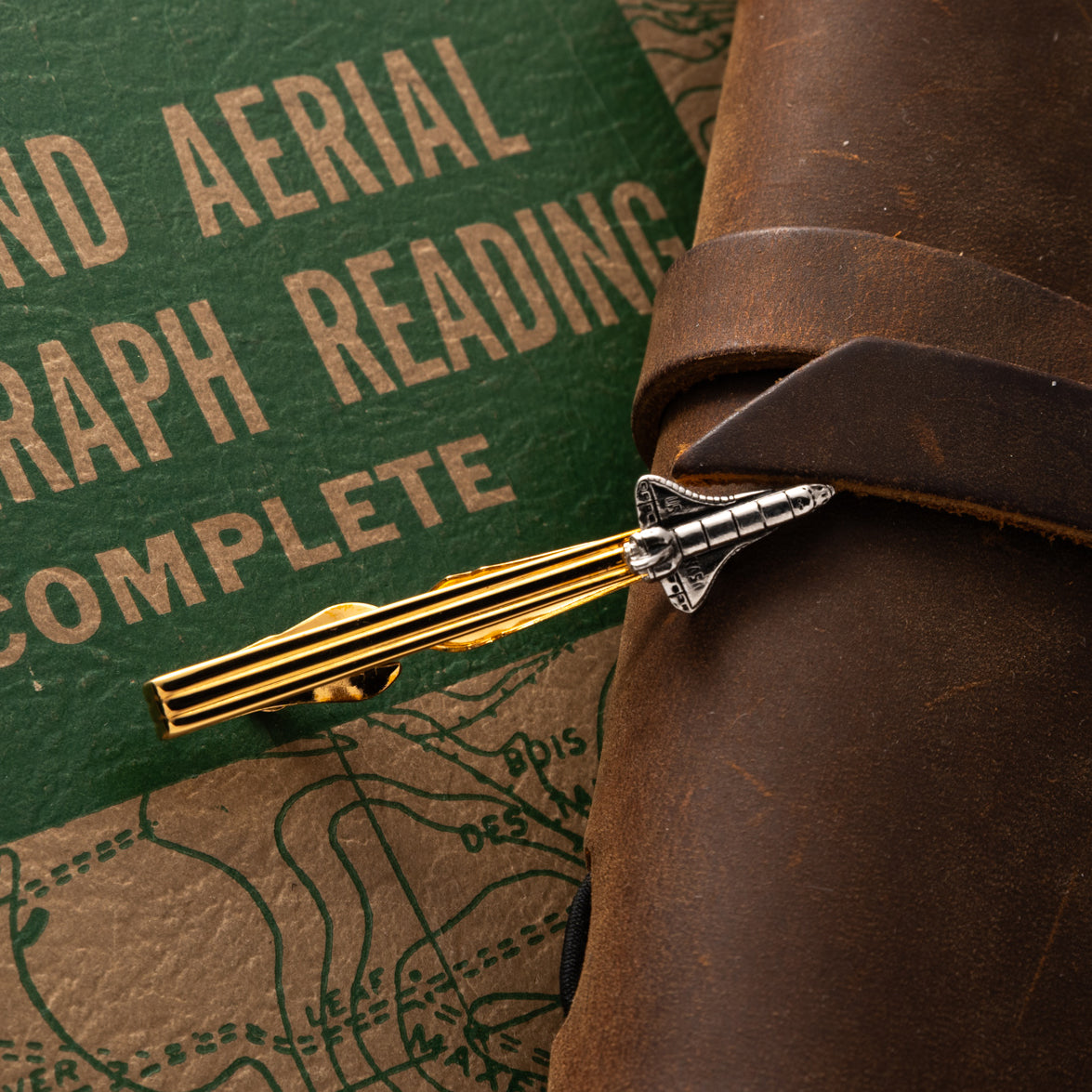 Space Shuttle Tie Bar by Swank